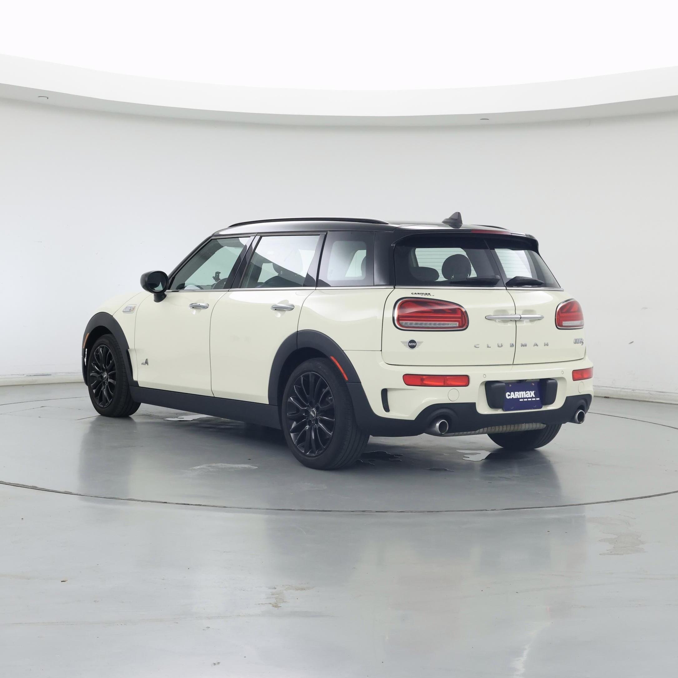 Thumbnail: 2020 MINI Cooper Clubman - 2