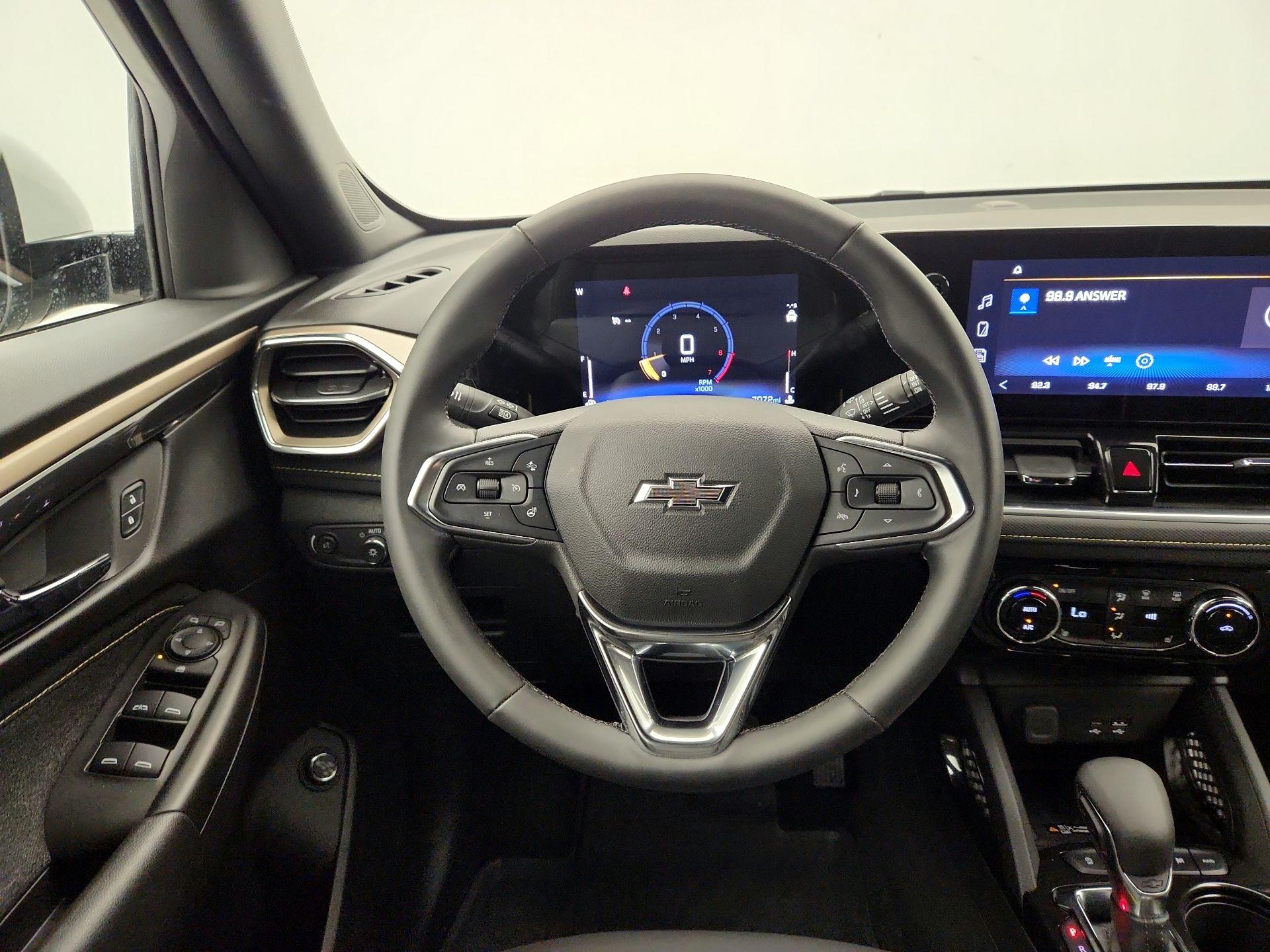 Thumbnail: 2025 Chevrolet TrailBlazer - 10