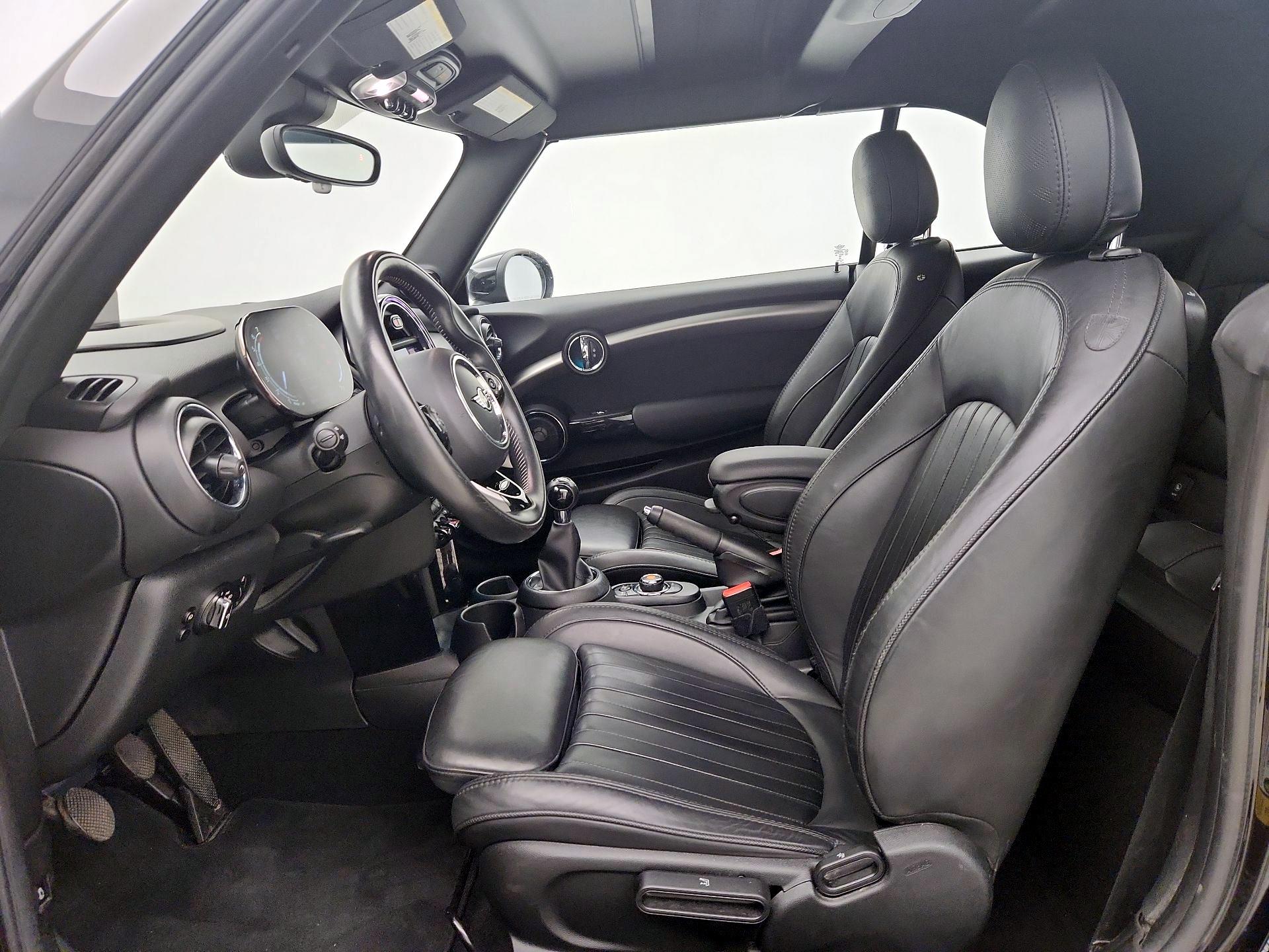 Thumbnail: 2021 MINI Cooper - 11