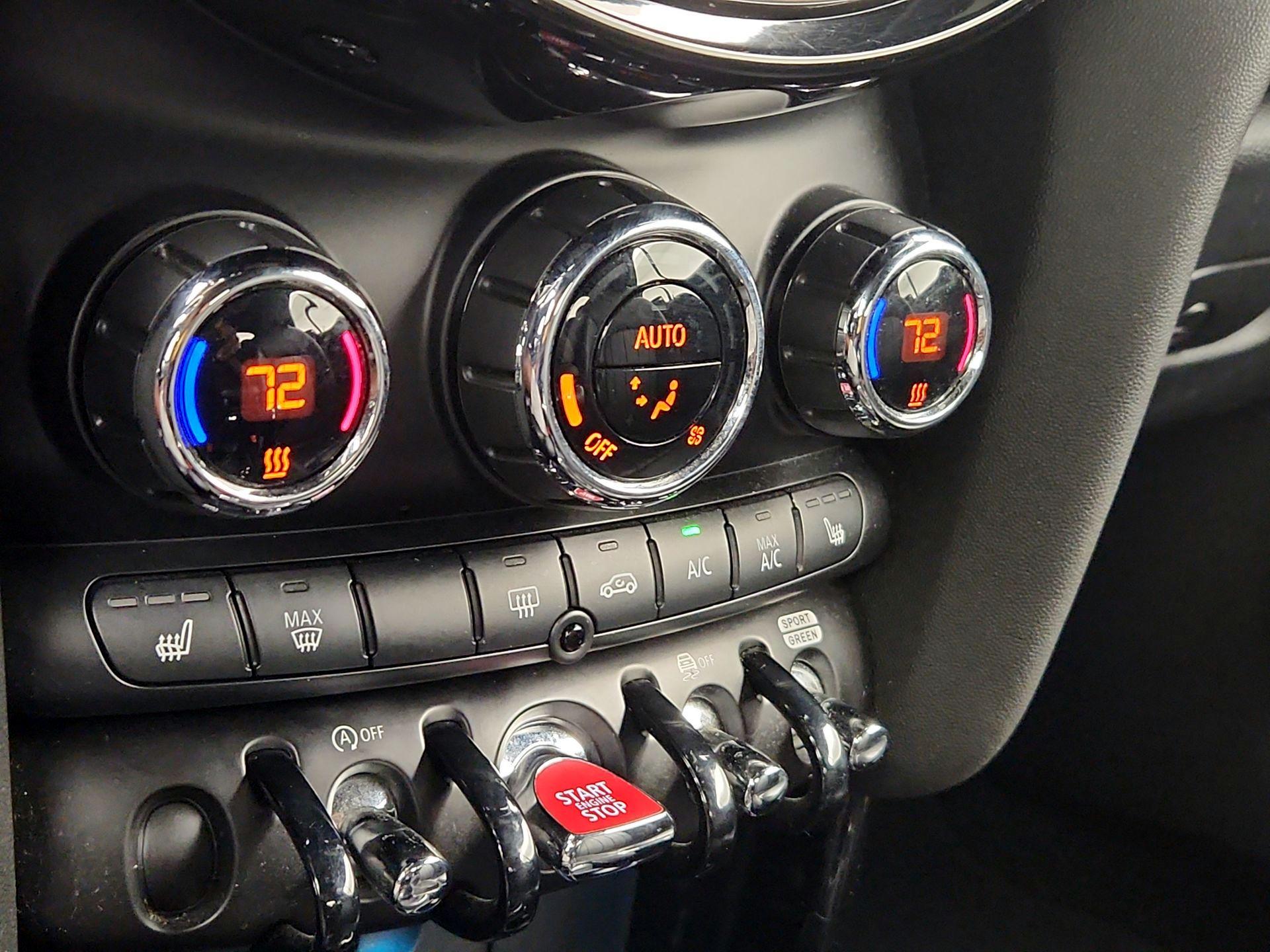 Thumbnail: 2021 MINI Cooper - 17