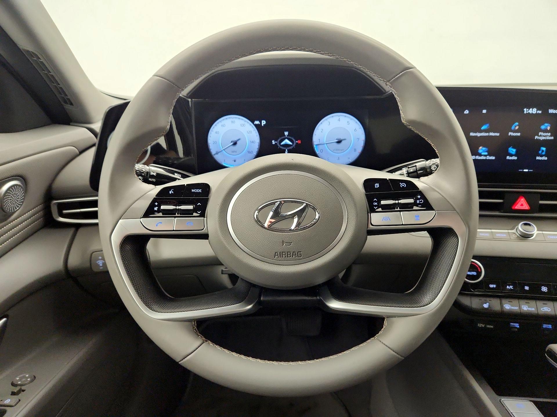 Thumbnail: 2023 Hyundai Elantra - 10