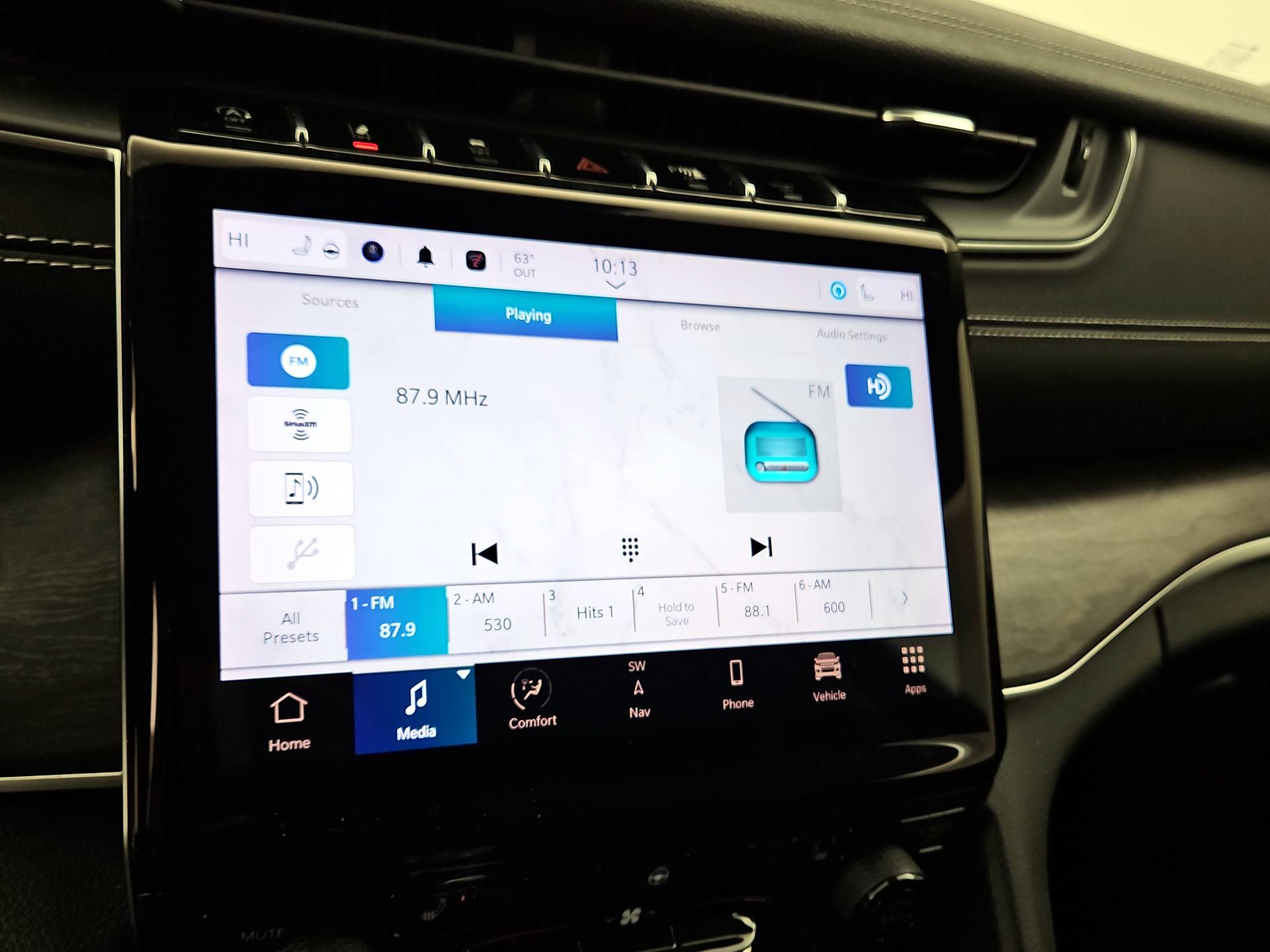 Thumbnail: 2022 Jeep Grand Cherokee - 16