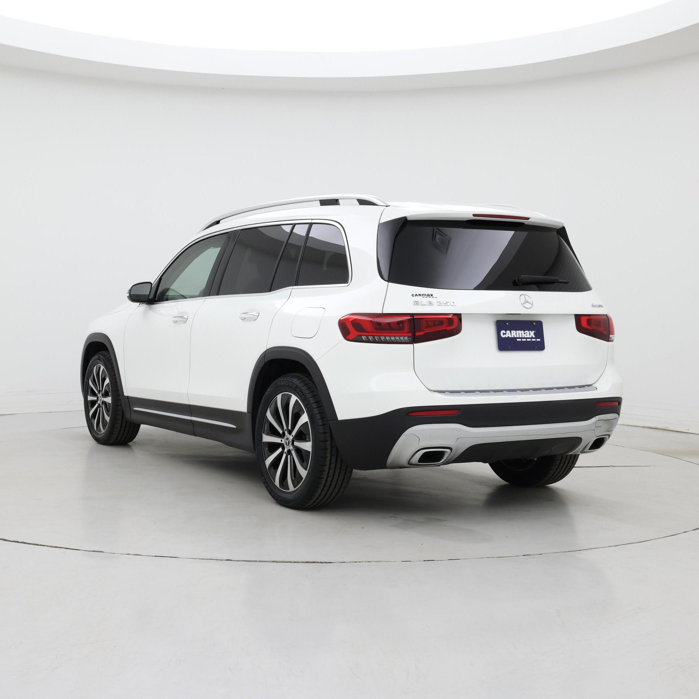 Thumbnail: 2021 Mercedes-Benz GLB - 2