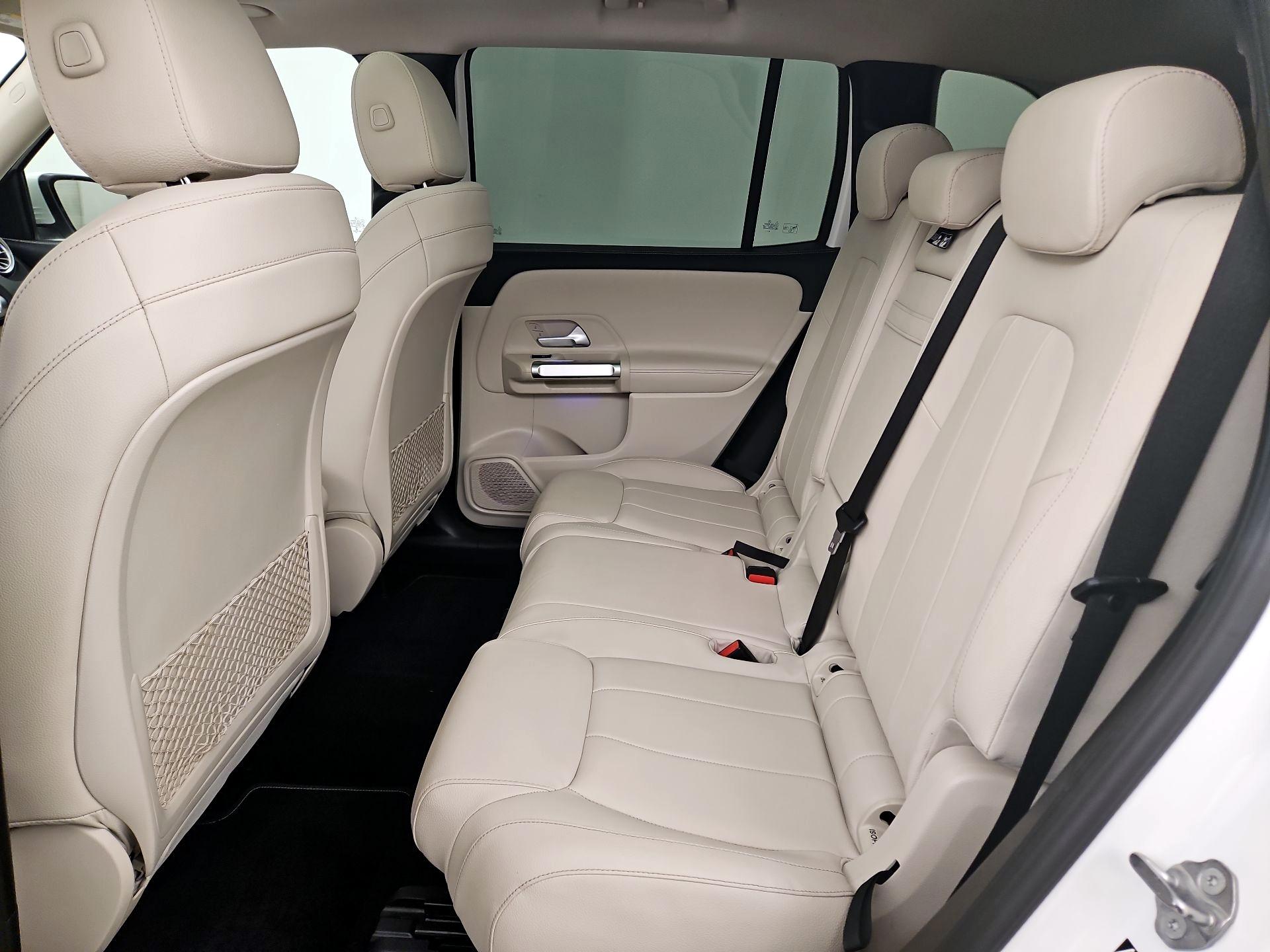 Thumbnail: 2021 Mercedes-Benz GLB - 20