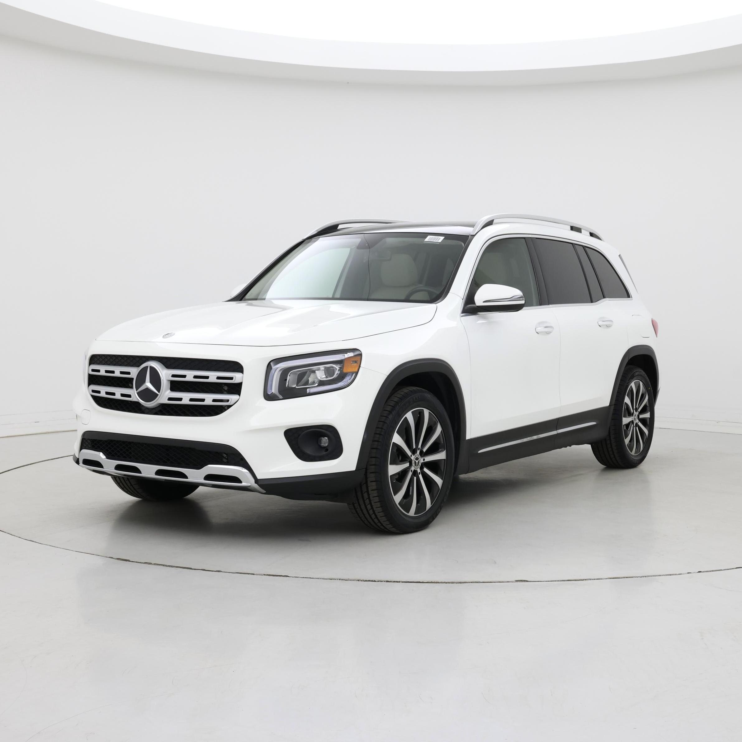 Thumbnail: 2021 Mercedes-Benz GLB - 4