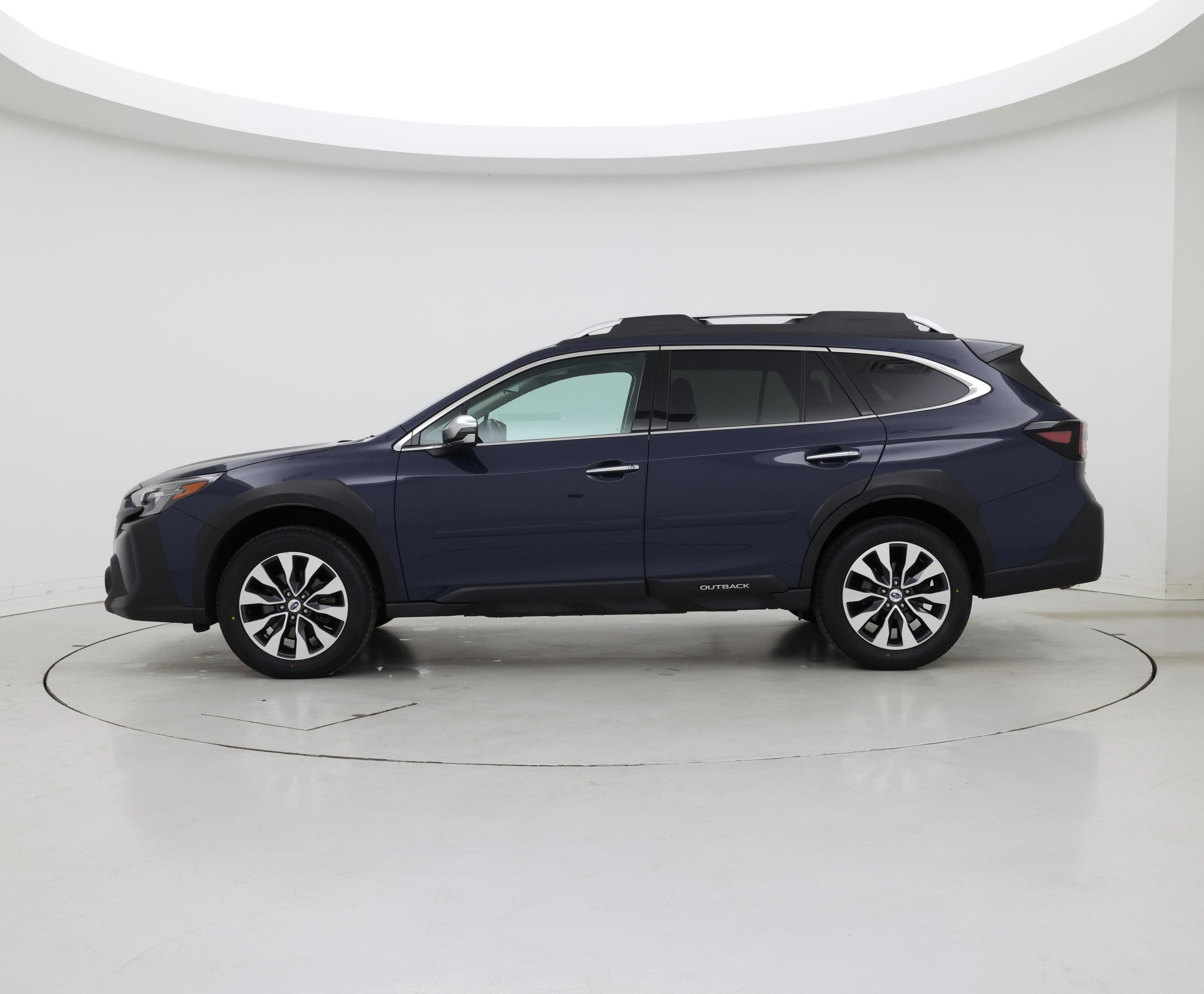 Thumbnail: 2023 Subaru Outback - 3