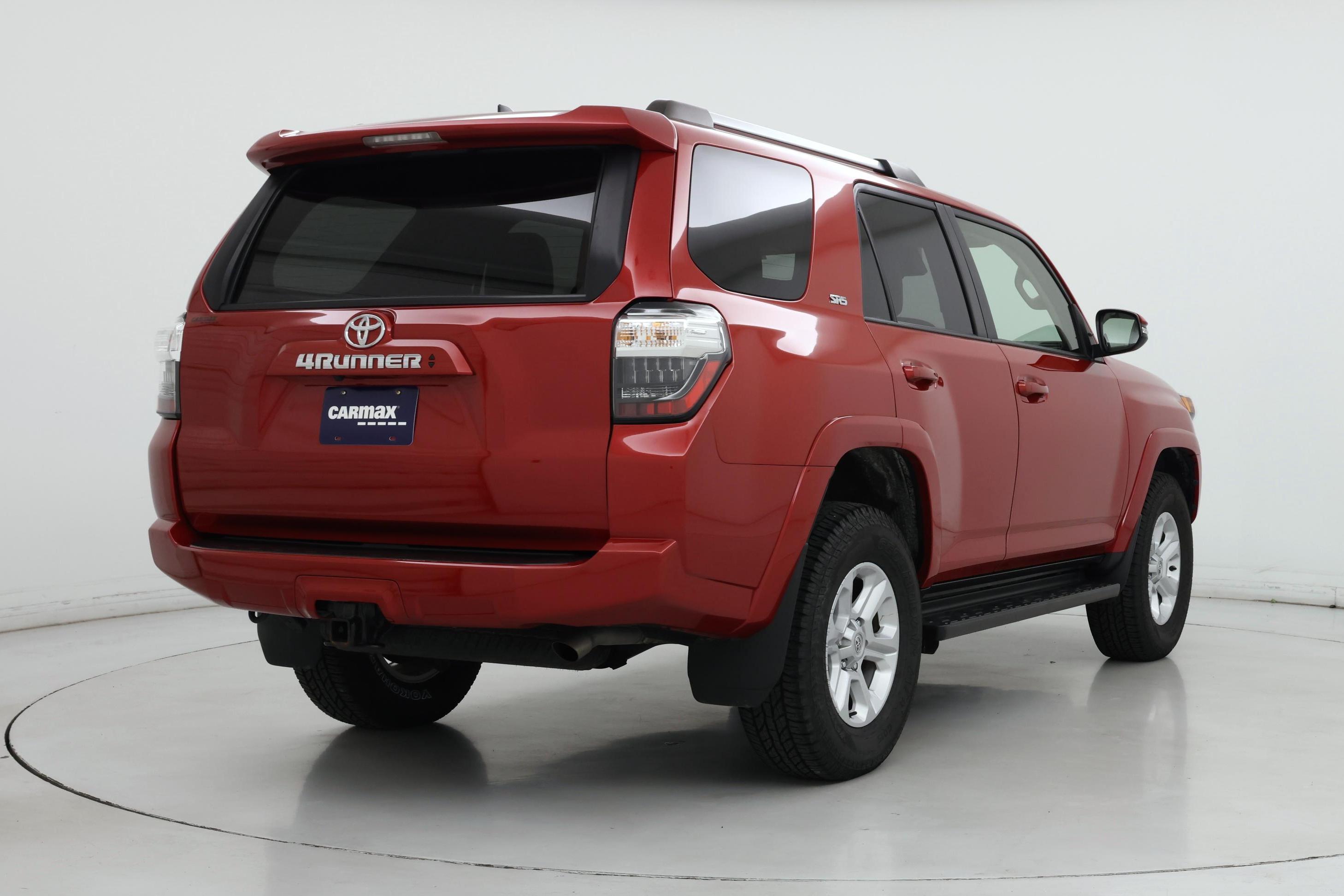 Thumbnail: 2022 Toyota 4Runner - 8