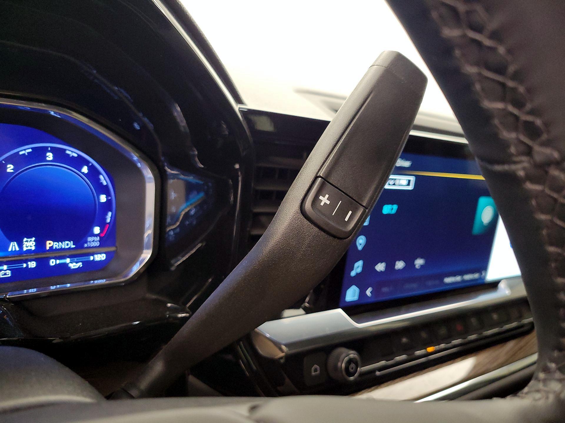 Thumbnail: 2023 Chevrolet Silverado 1500 - 17