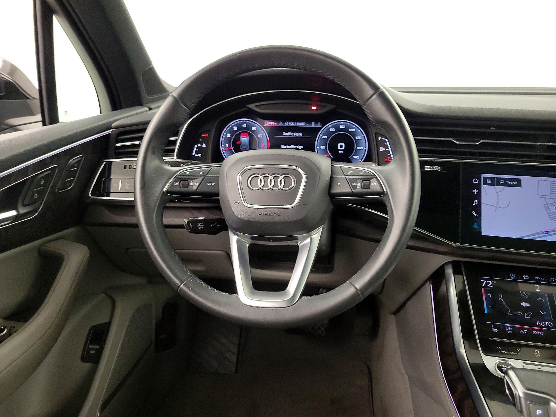 Thumbnail: 2022 Audi Q7 - 10