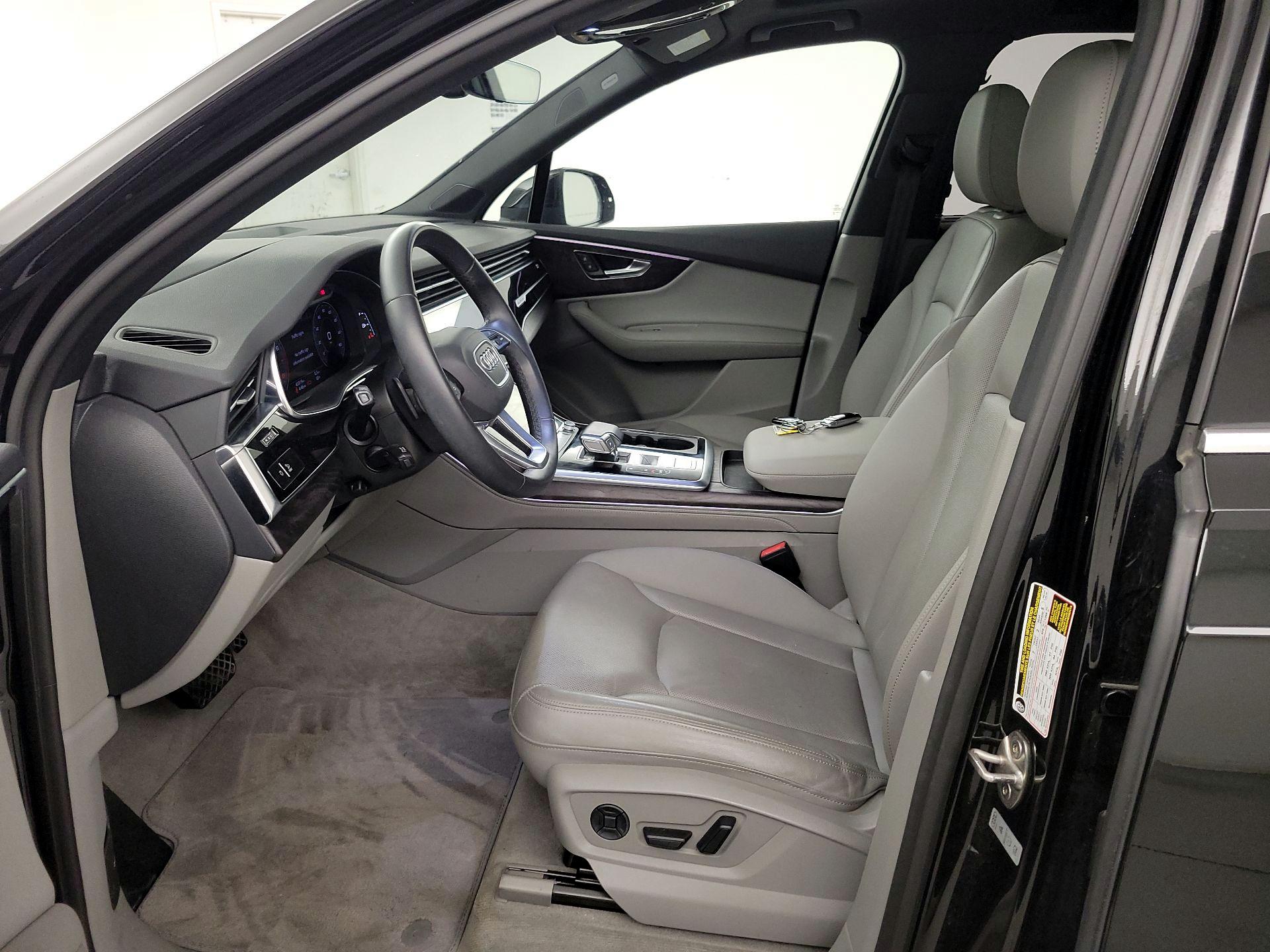 Thumbnail: 2022 Audi Q7 - 11