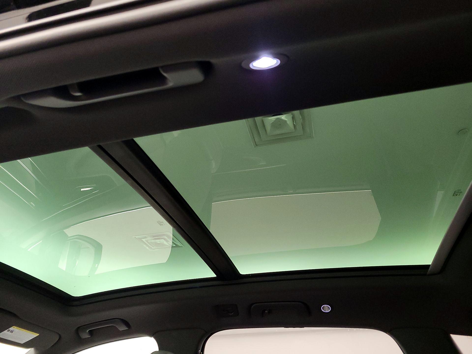 Thumbnail: 2022 Audi Q7 - 20