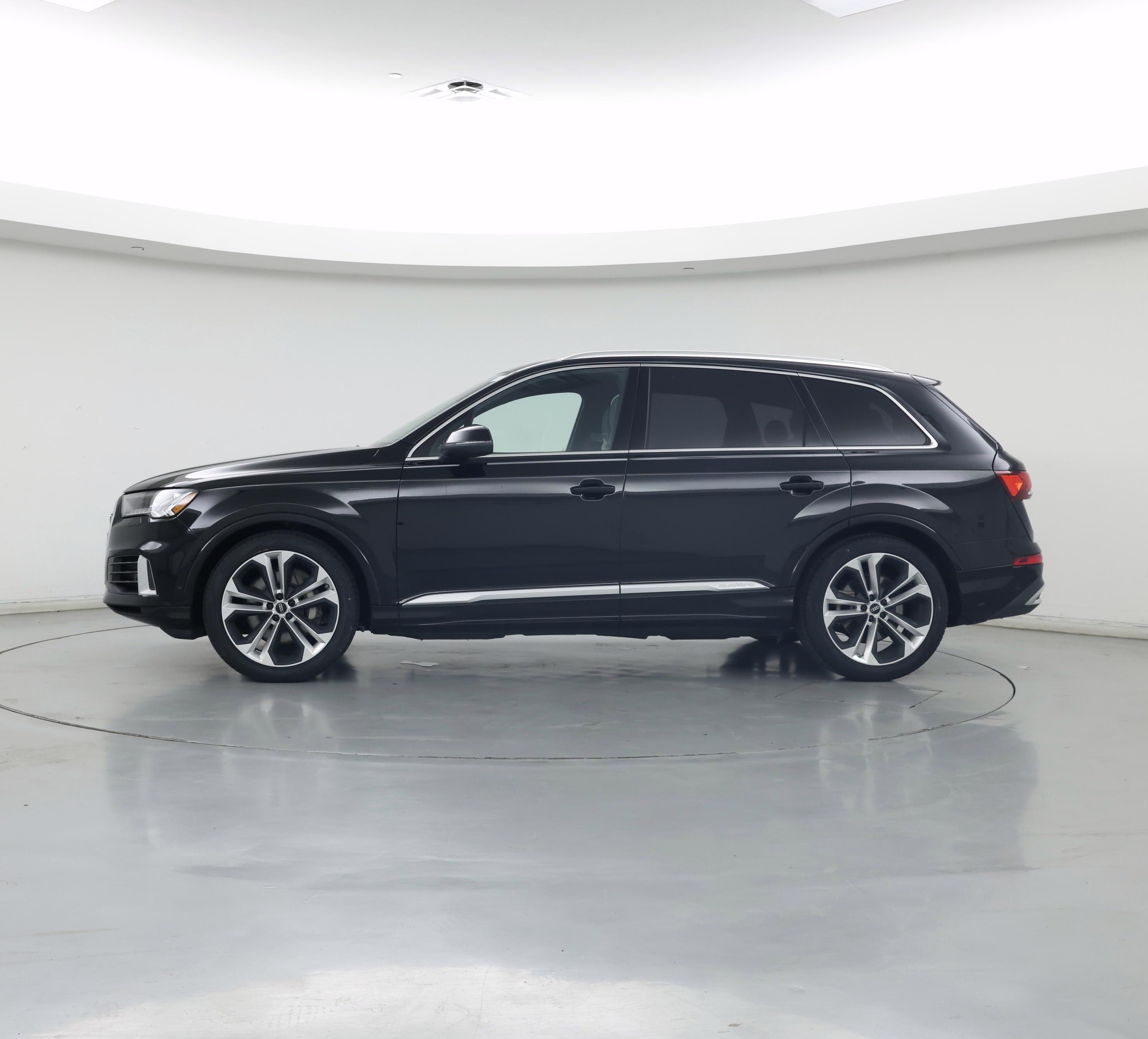 Thumbnail: 2022 Audi Q7 - 3