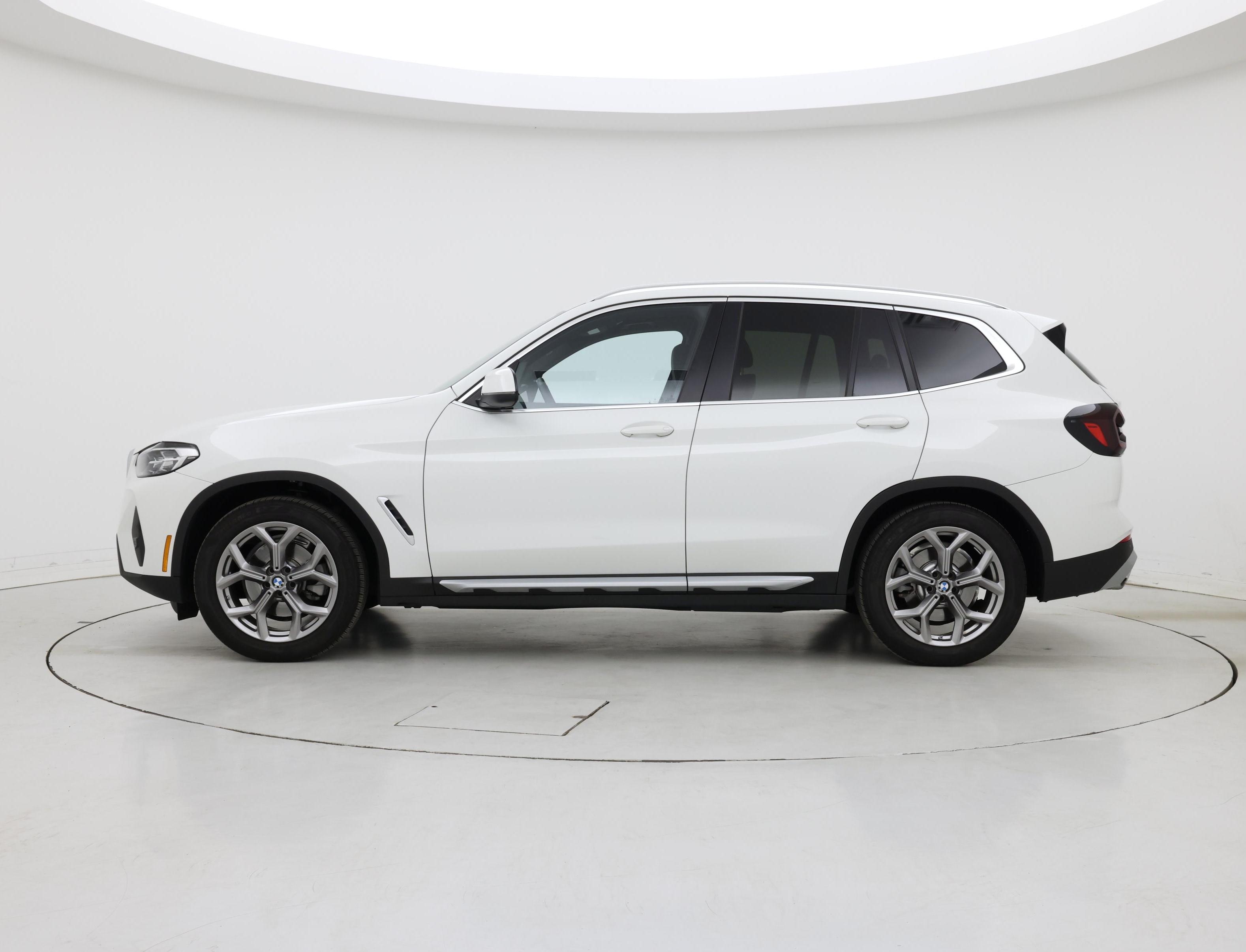 Thumbnail: 2022 BMW X3 - 3