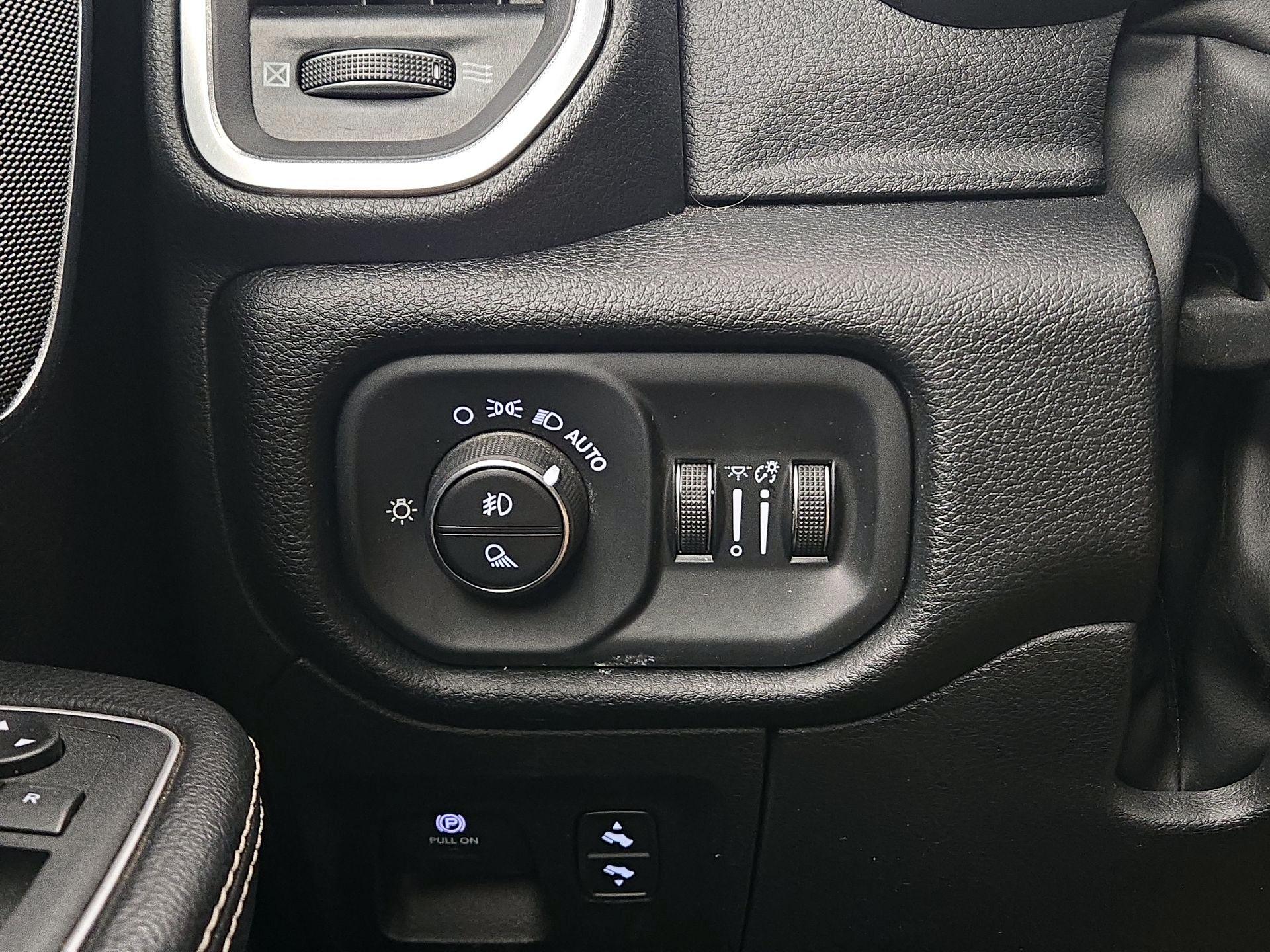 Thumbnail: 2022 RAM 1500 - 13