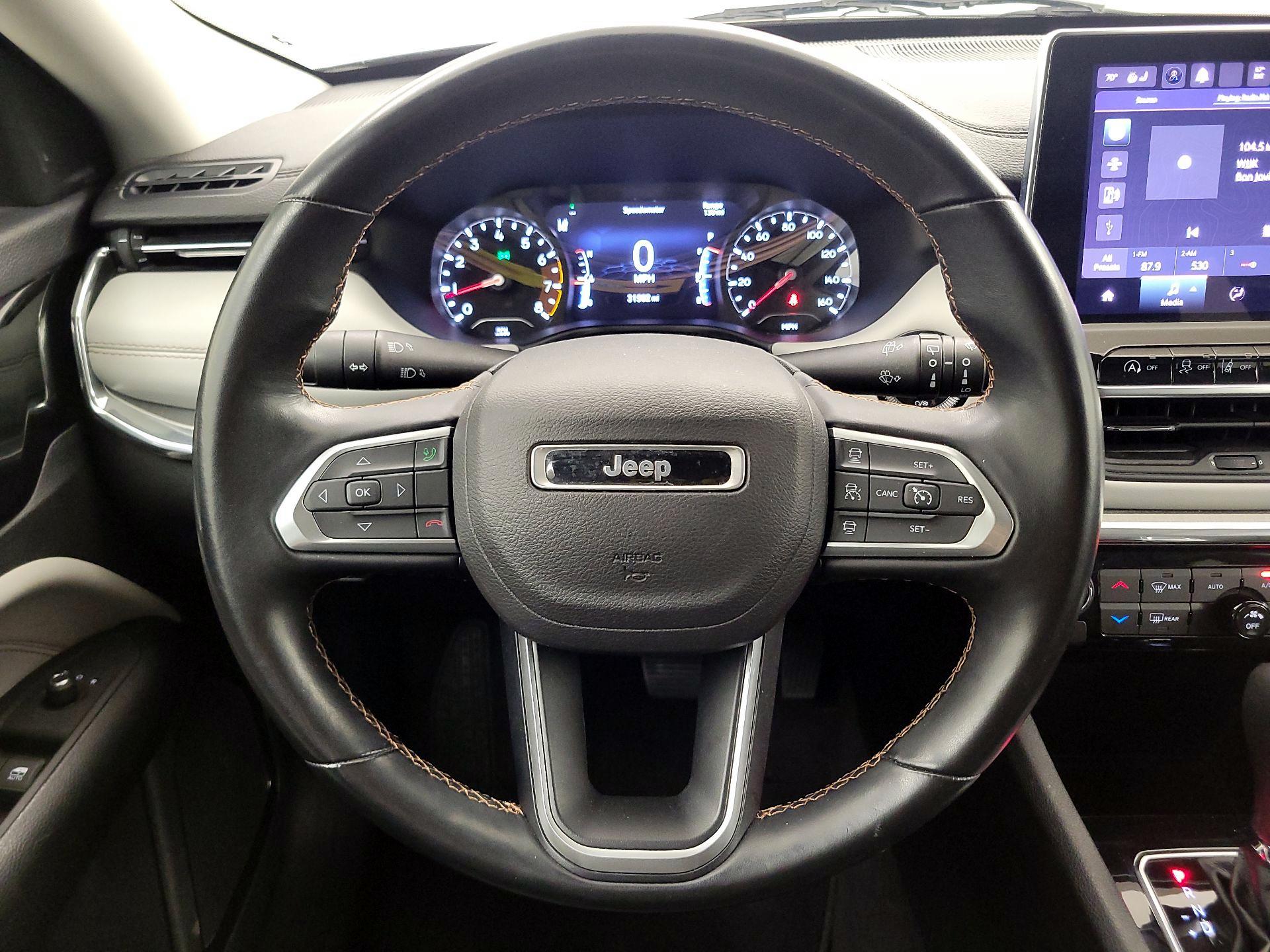 Thumbnail: 2022 Jeep Compass - 10