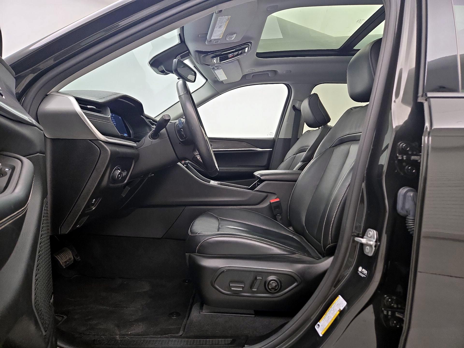 Thumbnail: 2022 Jeep Grand Cherokee L - 11