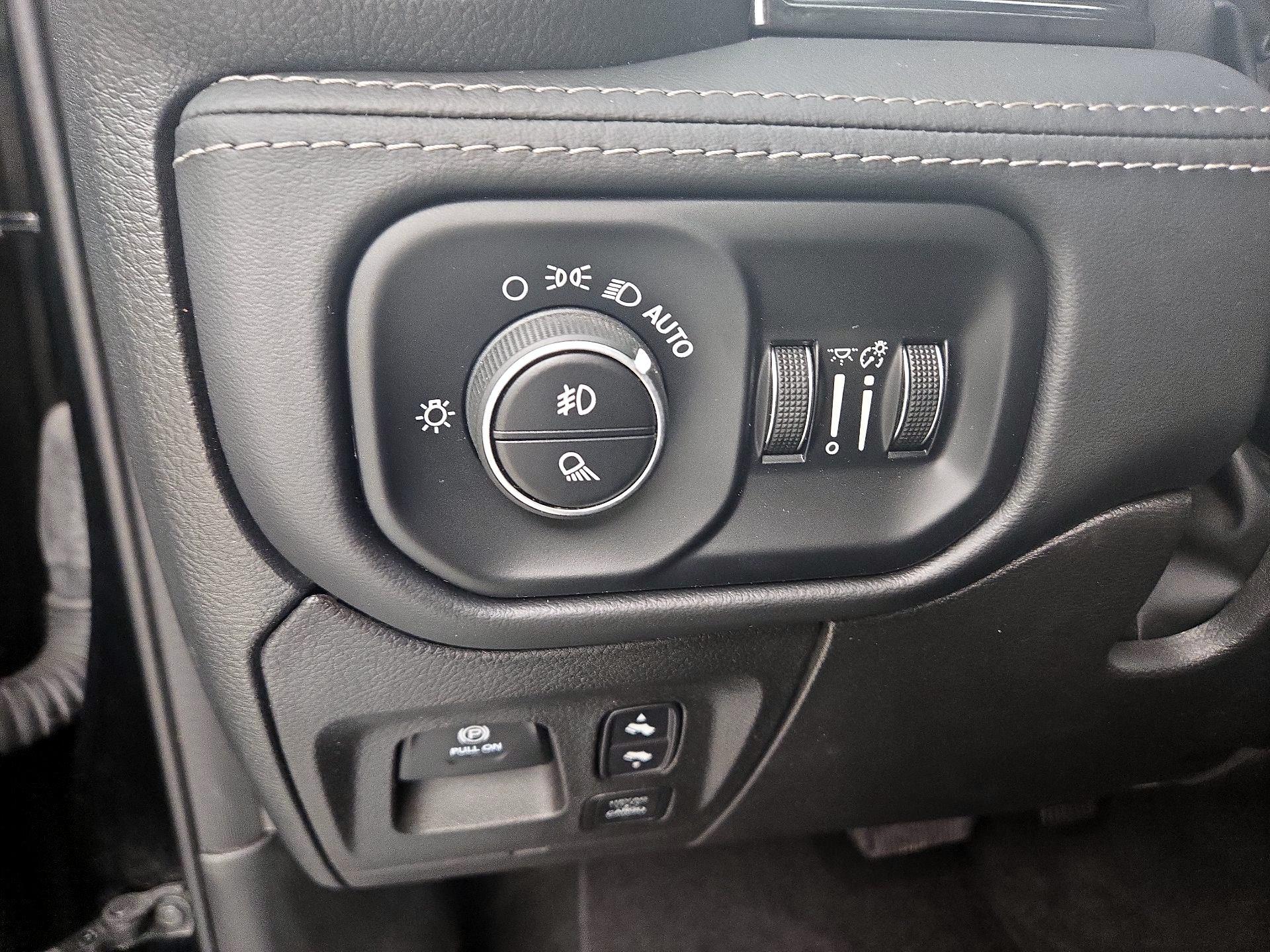 Thumbnail: 2022 RAM 1500 - 13