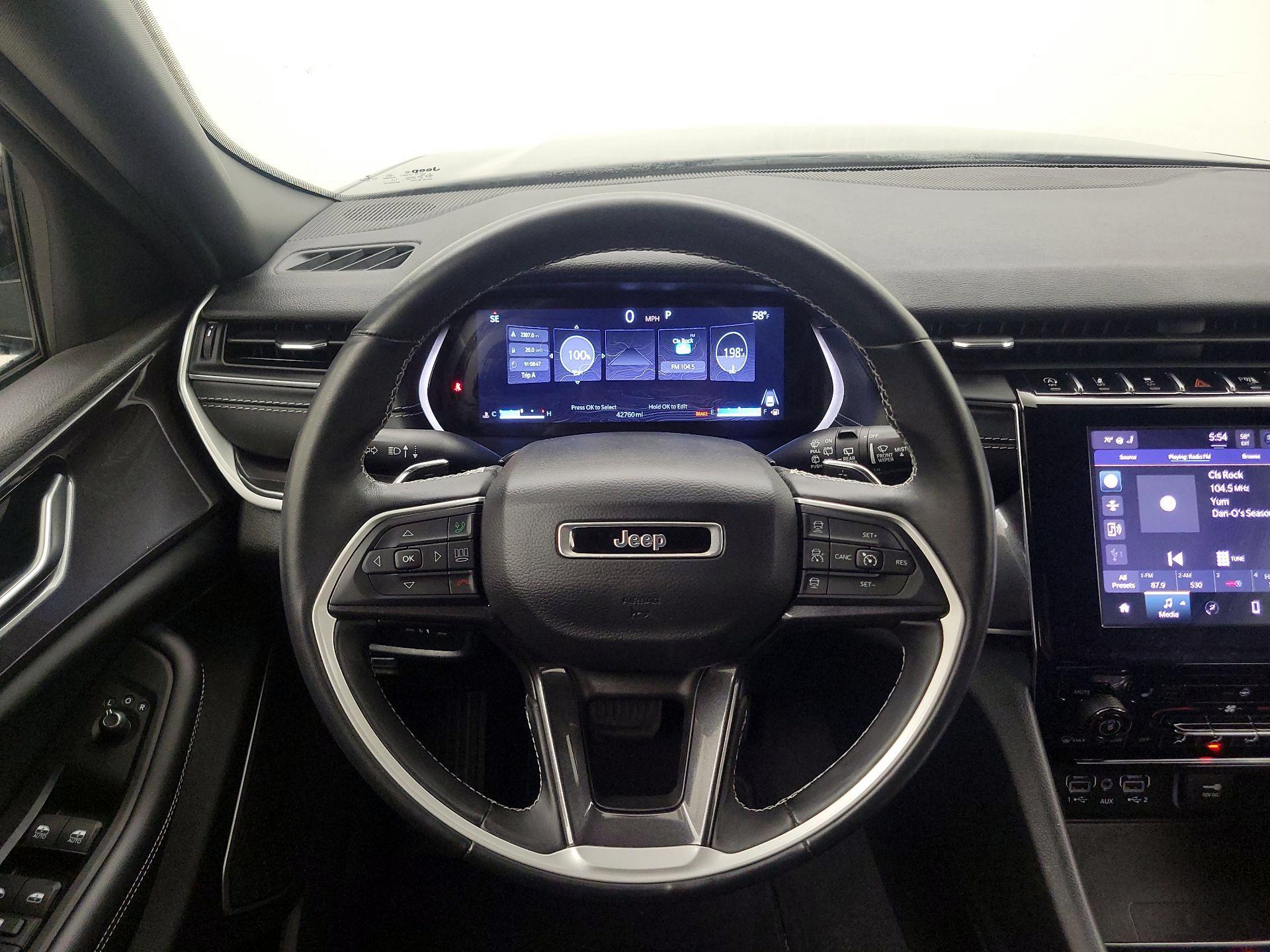 Thumbnail: 2022 Jeep Grand Cherokee - 10