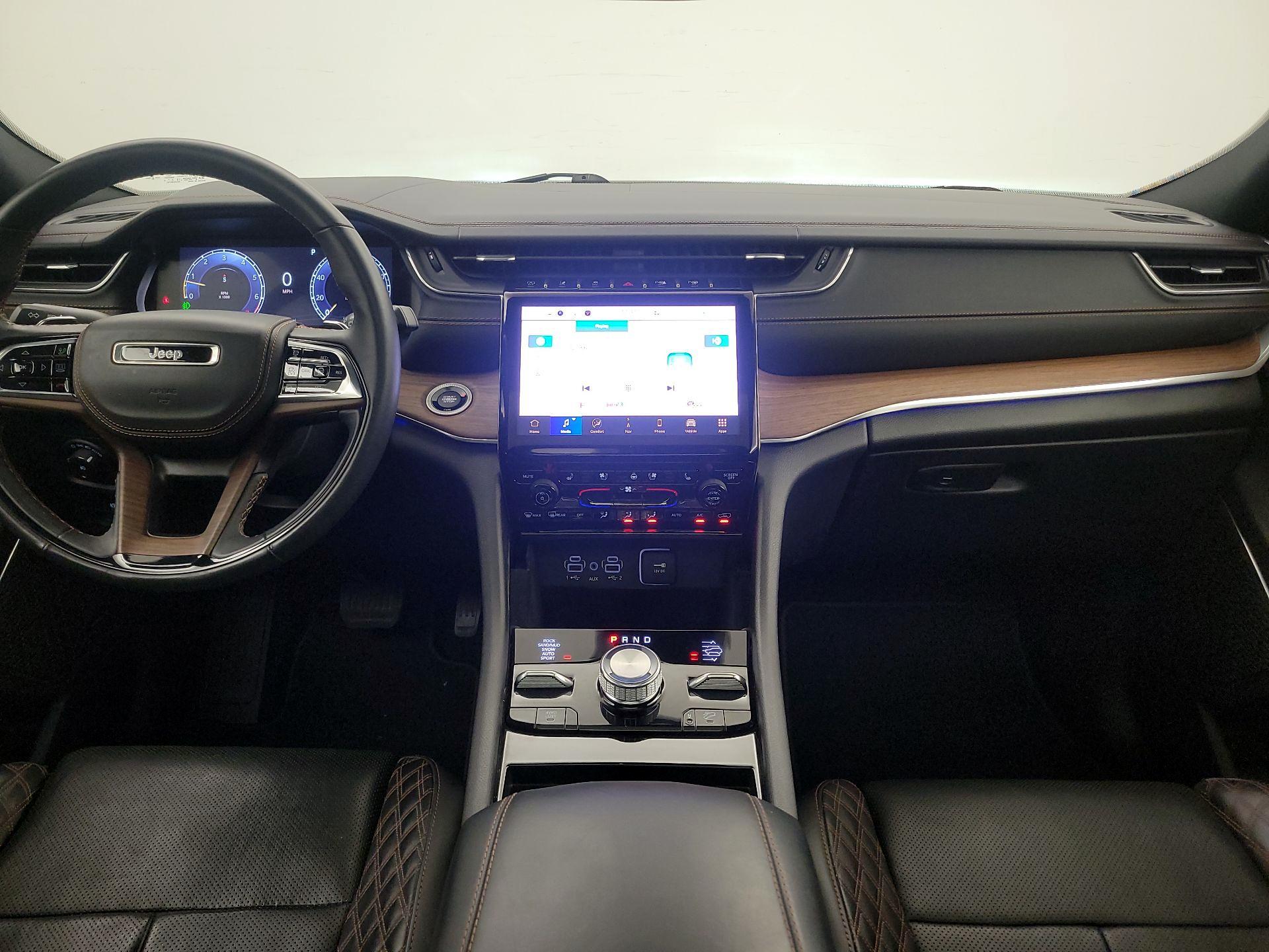 Thumbnail: 2022 Jeep Grand Cherokee - 9