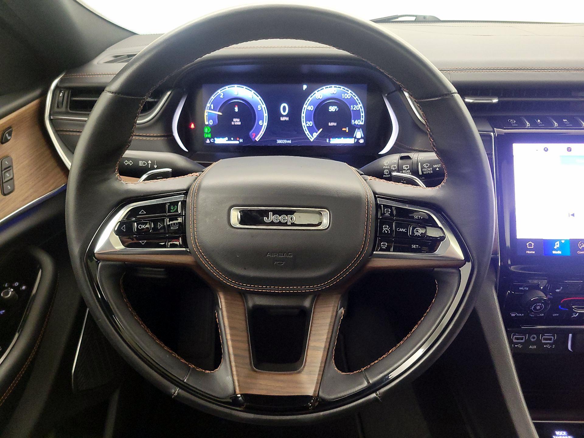 Thumbnail: 2022 Jeep Grand Cherokee - 10