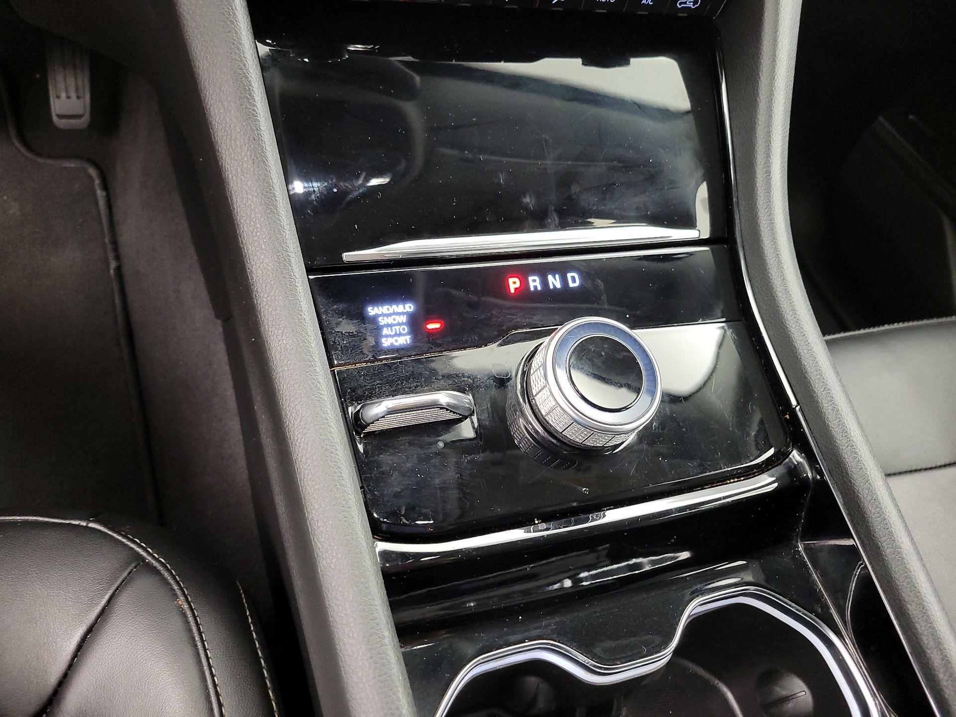 Thumbnail: 2022 Jeep Grand Cherokee - 18