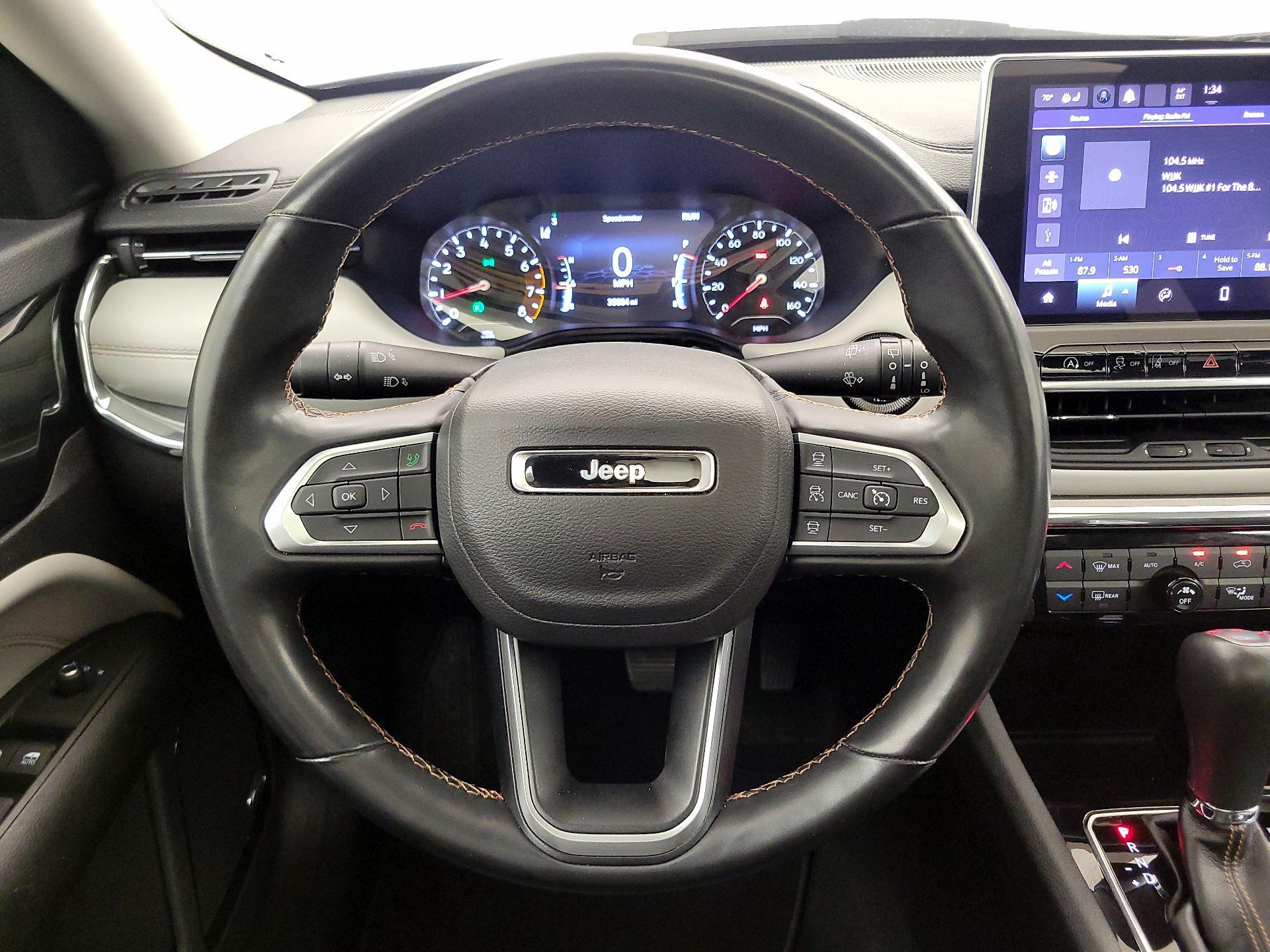 Thumbnail: 2022 Jeep Compass - 10