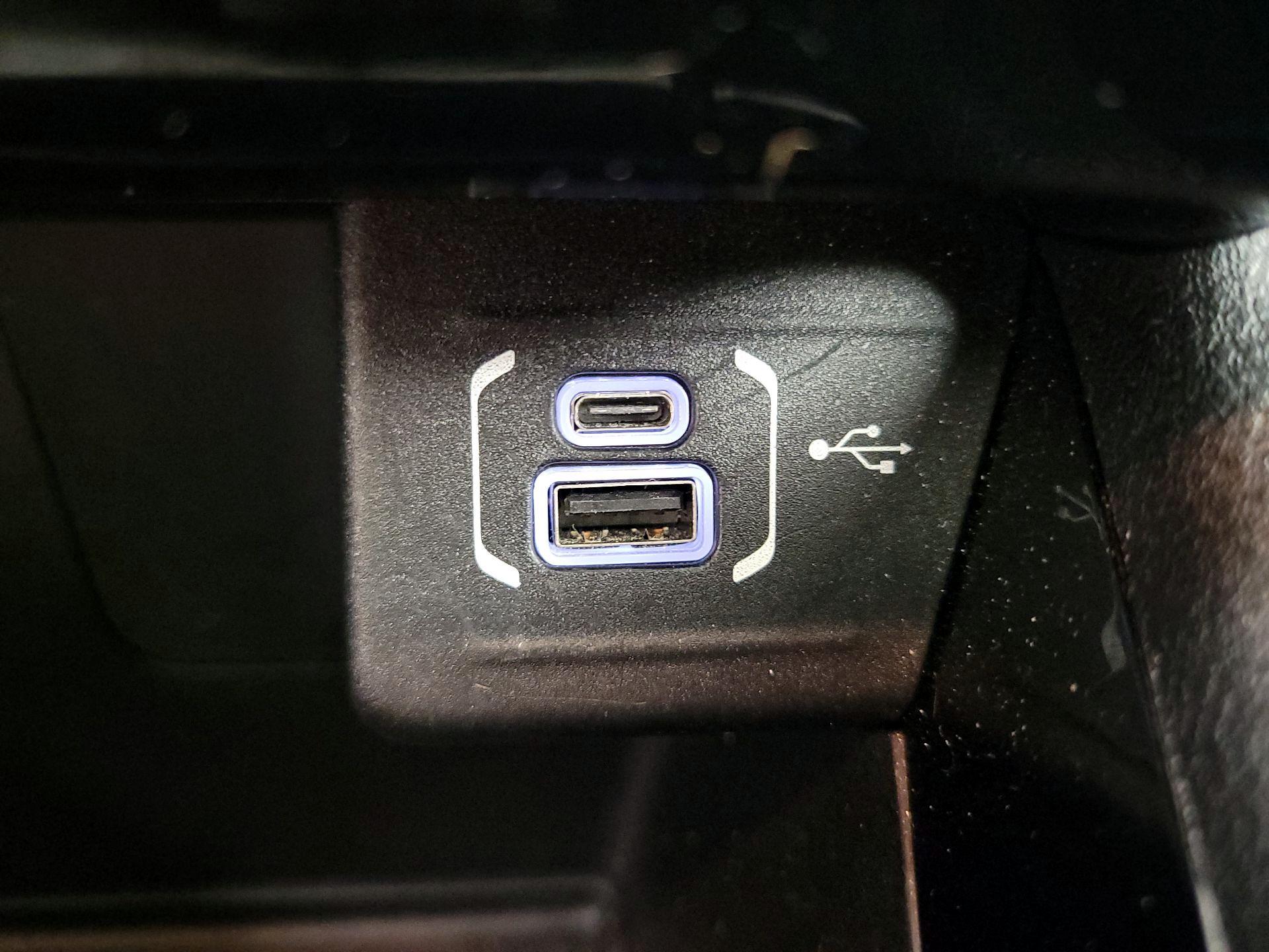 Thumbnail: 2022 Jeep Compass - 18