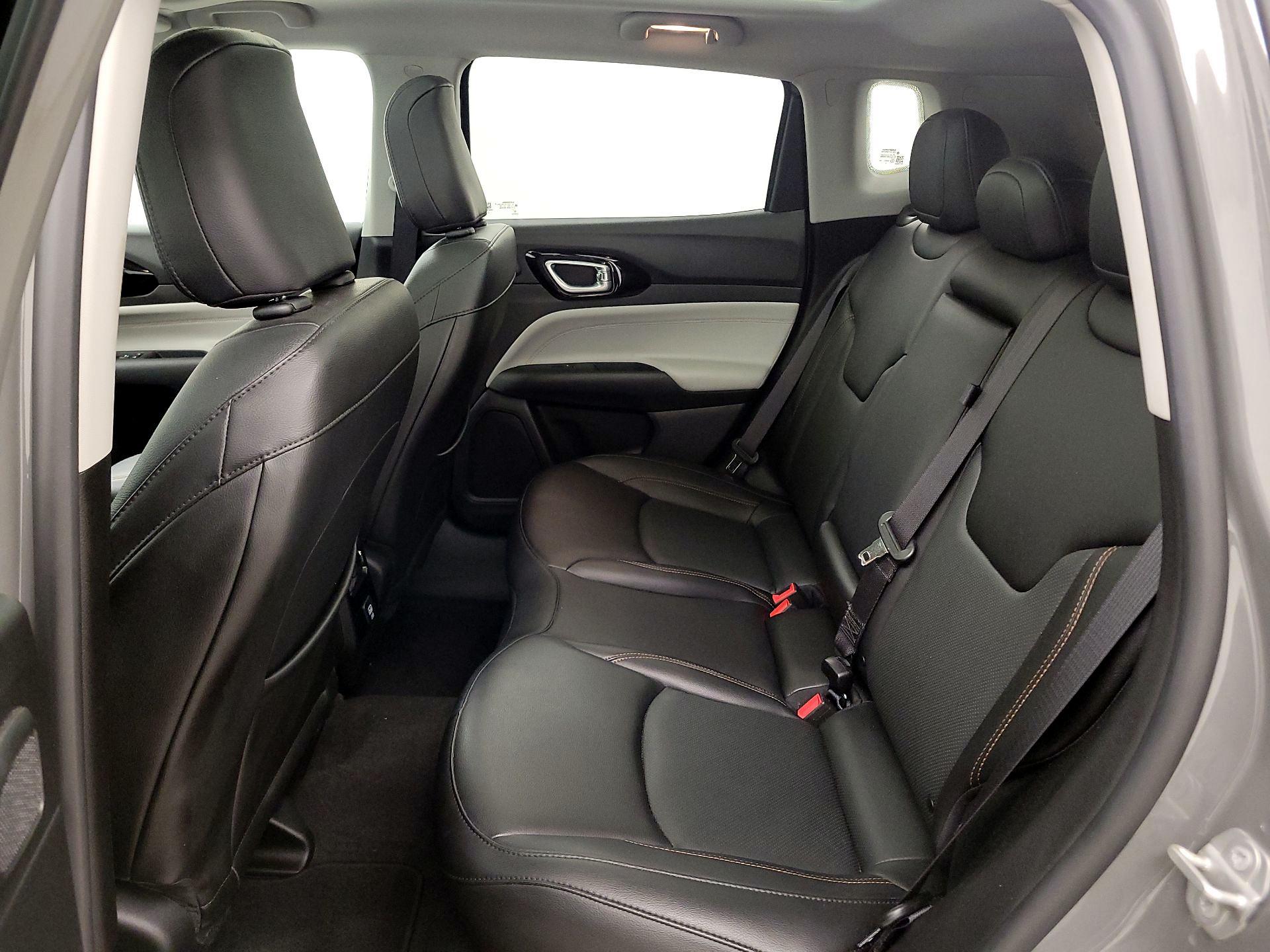 Thumbnail: 2022 Jeep Compass - 20
