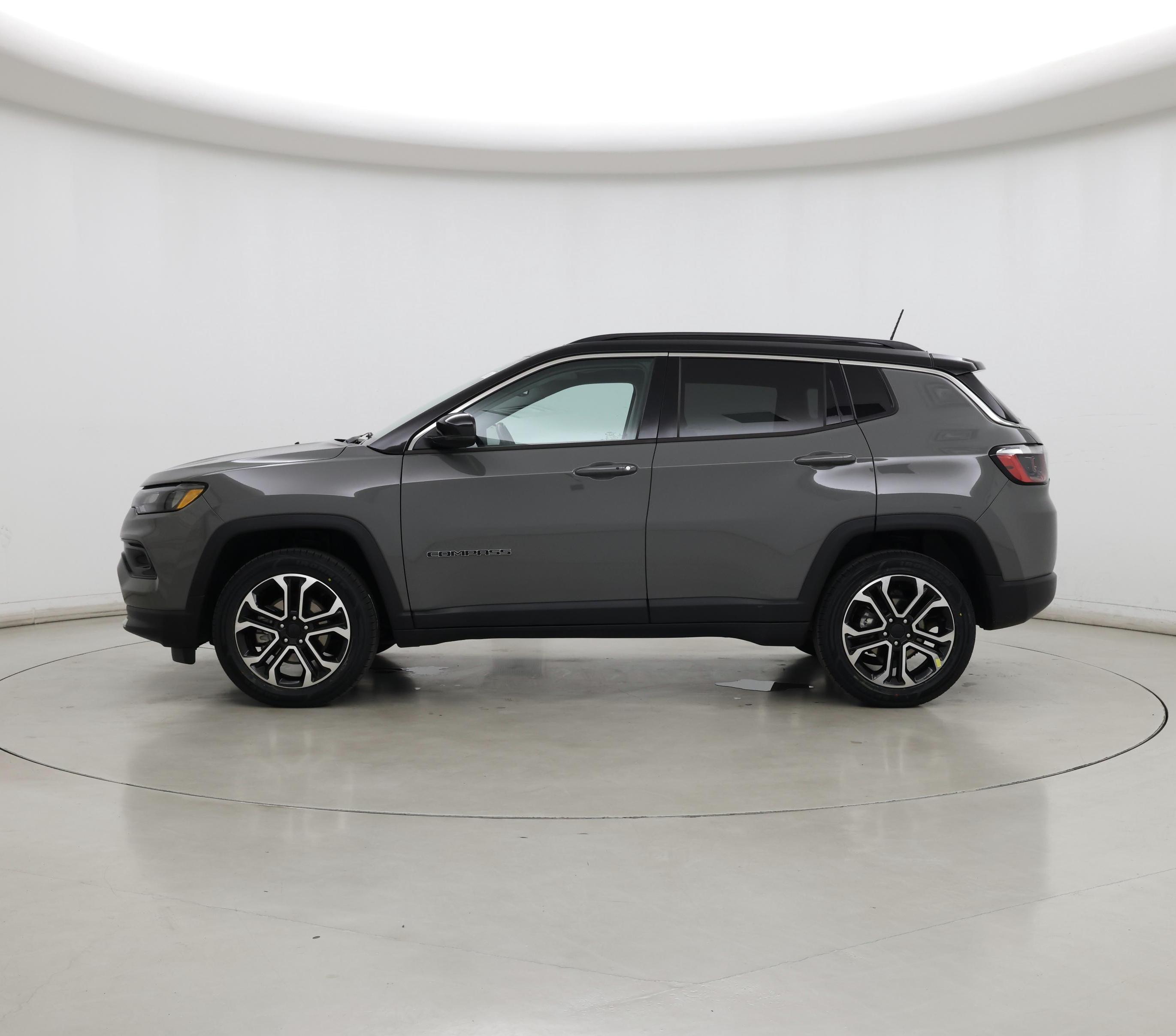 Thumbnail: 2022 Jeep Compass - 3