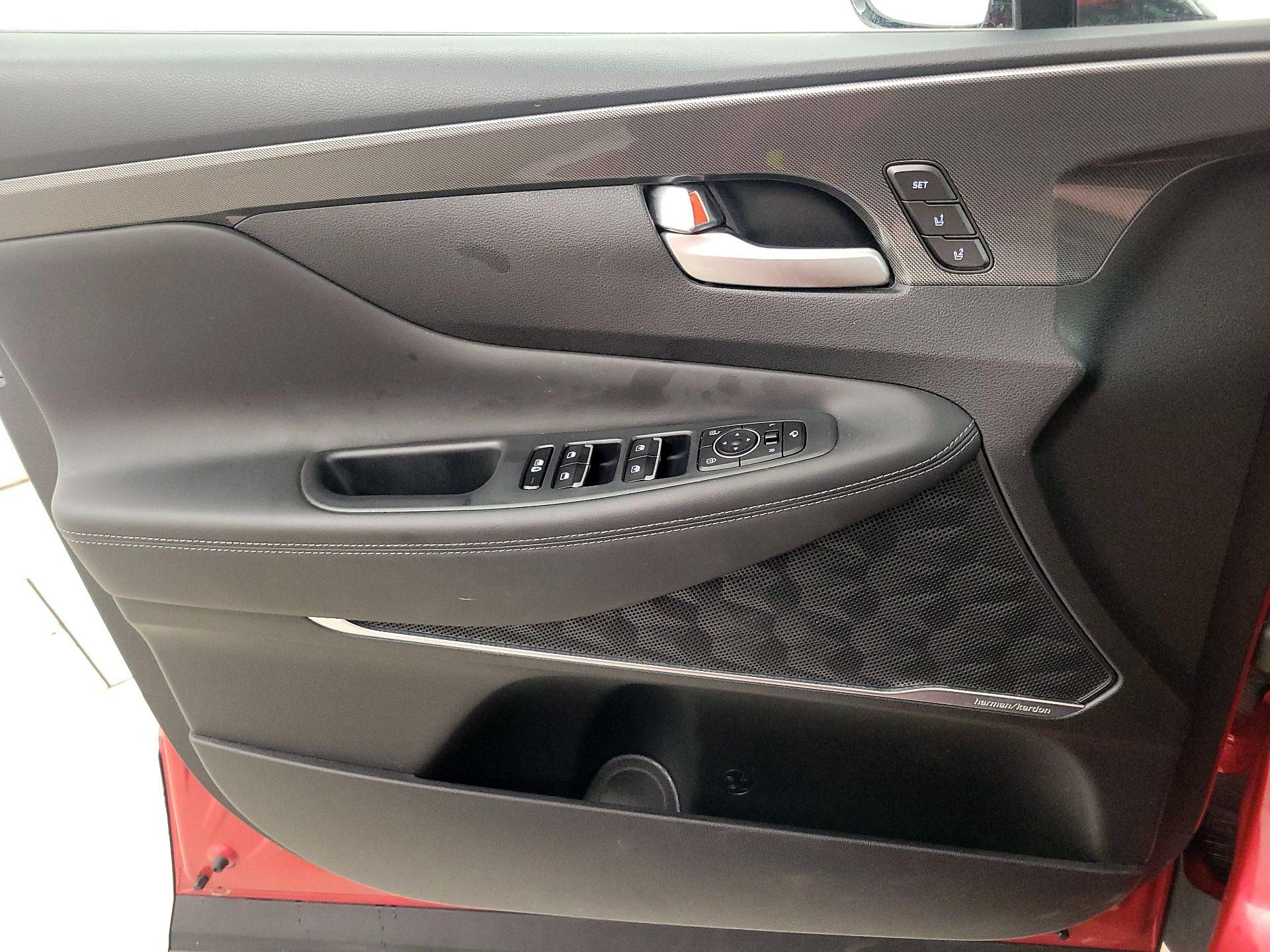 Thumbnail: 2022 Hyundai Santa Fe - 12