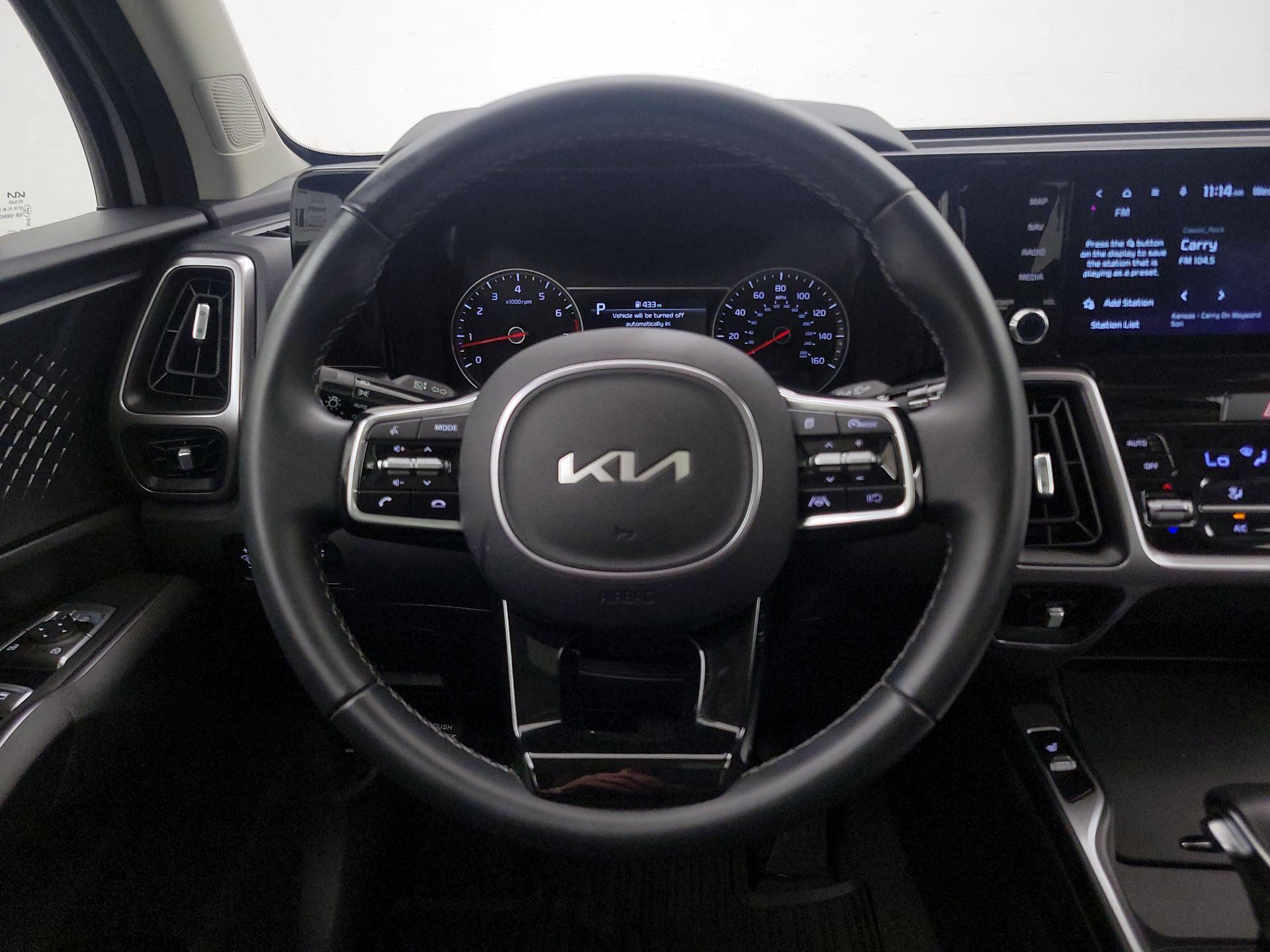Thumbnail: 2023 Kia Sorento - 10
