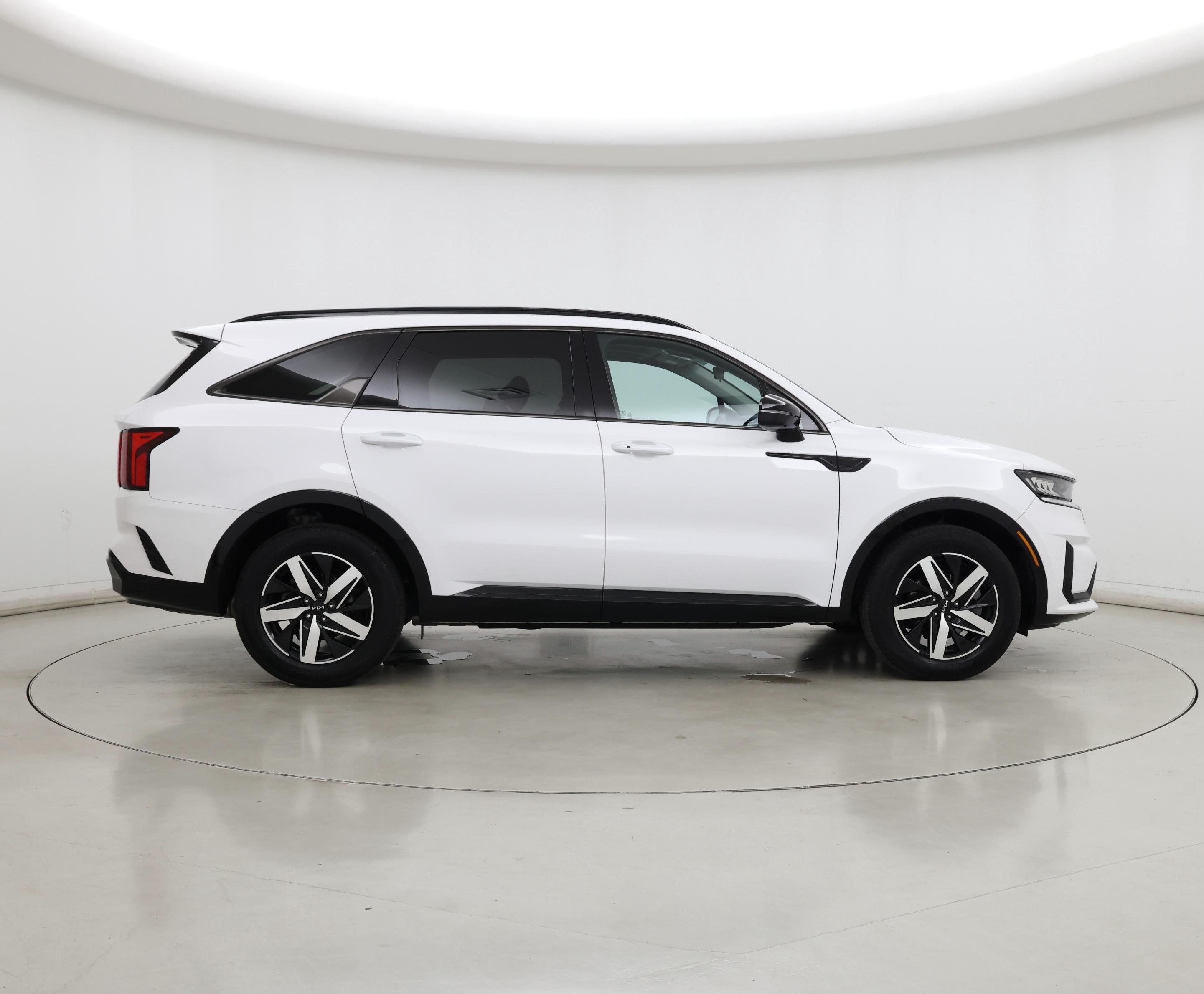 Thumbnail: 2023 Kia Sorento - 7