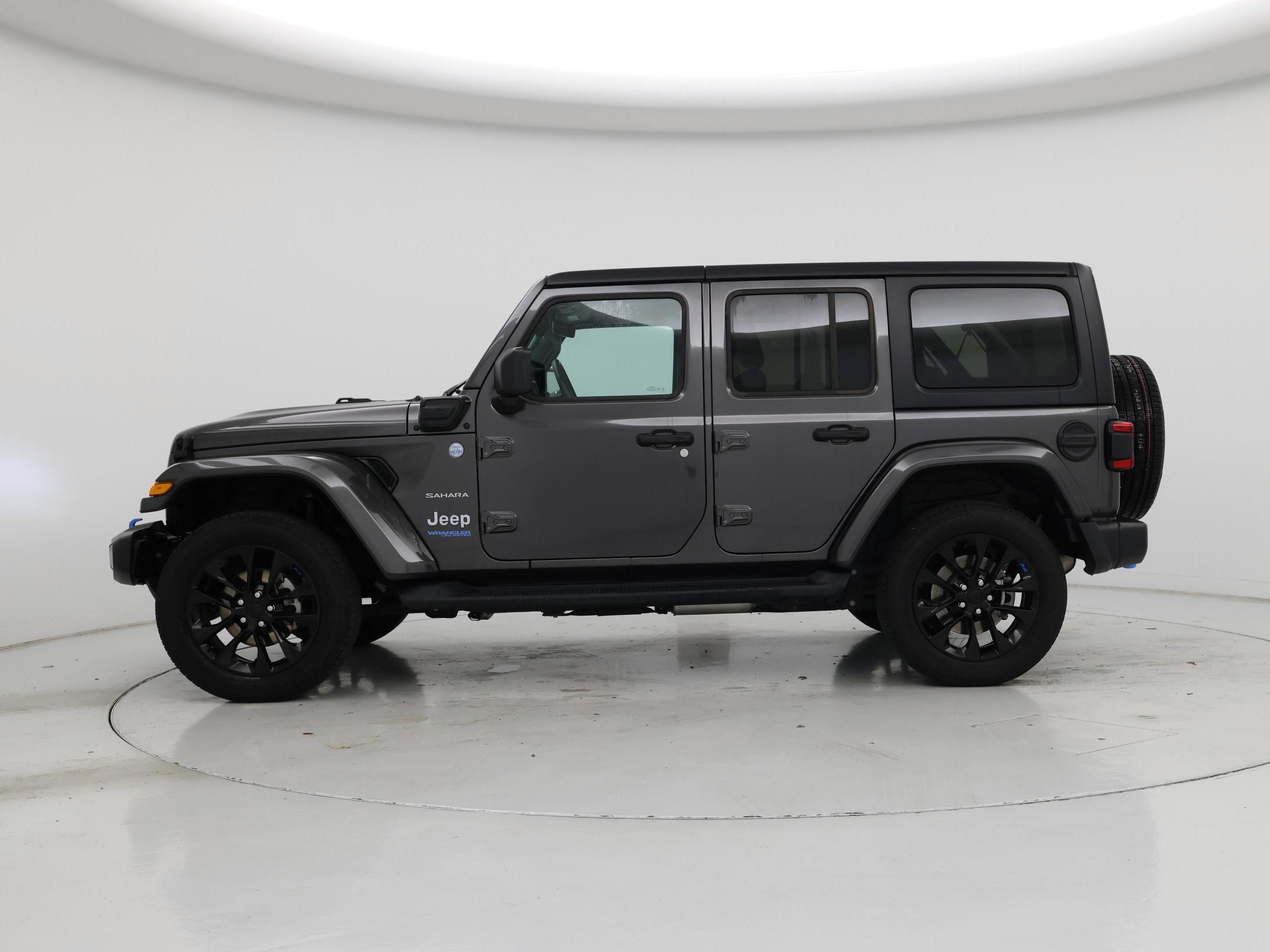 Thumbnail: 2022 Jeep Wrangler - 3
