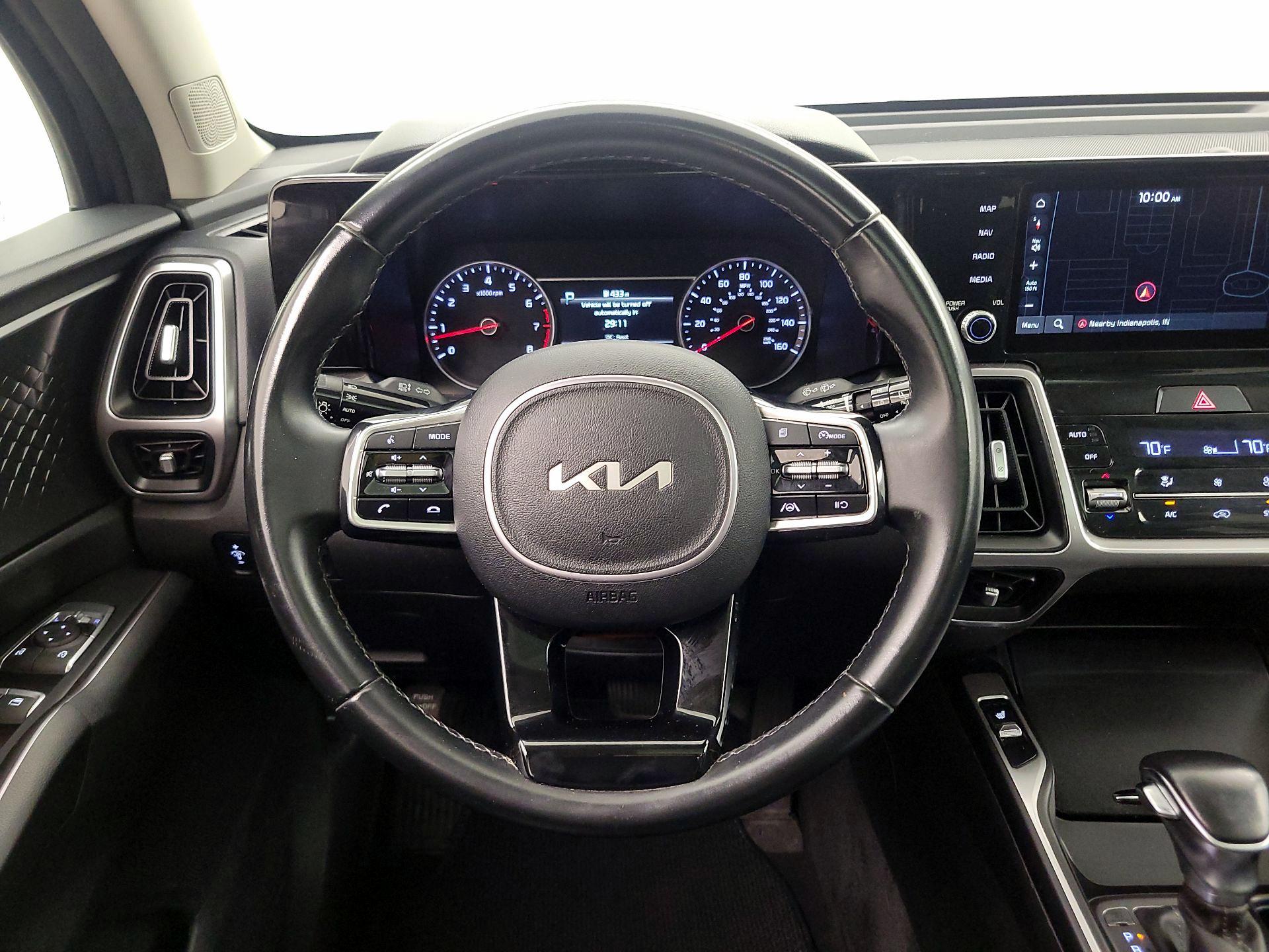 Thumbnail: 2022 Kia Sorento - 10