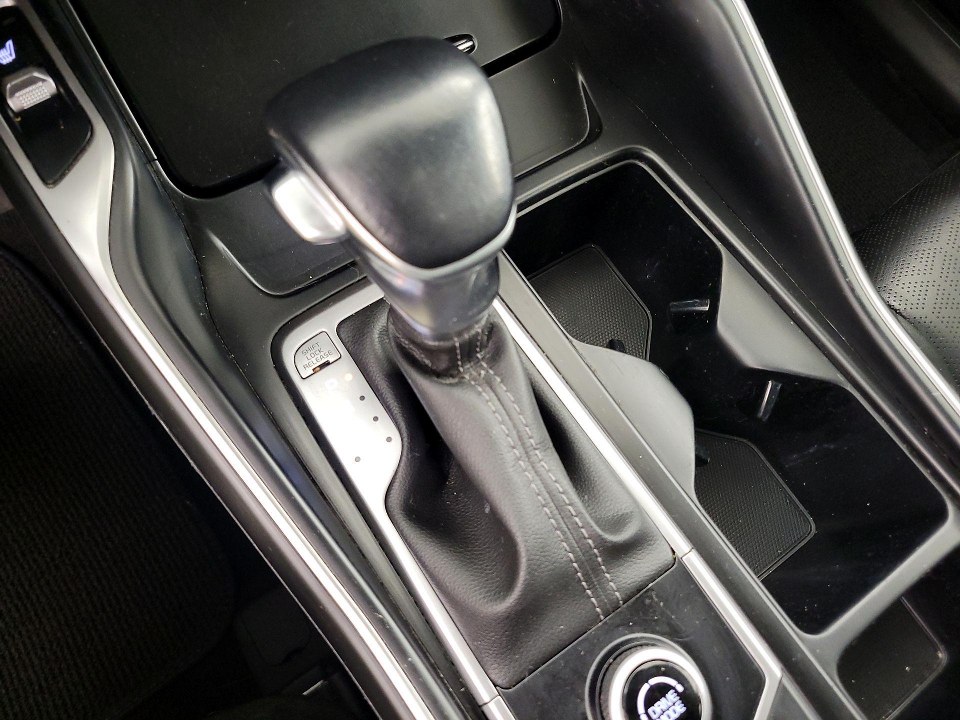 Thumbnail: 2022 Kia Sorento - 18