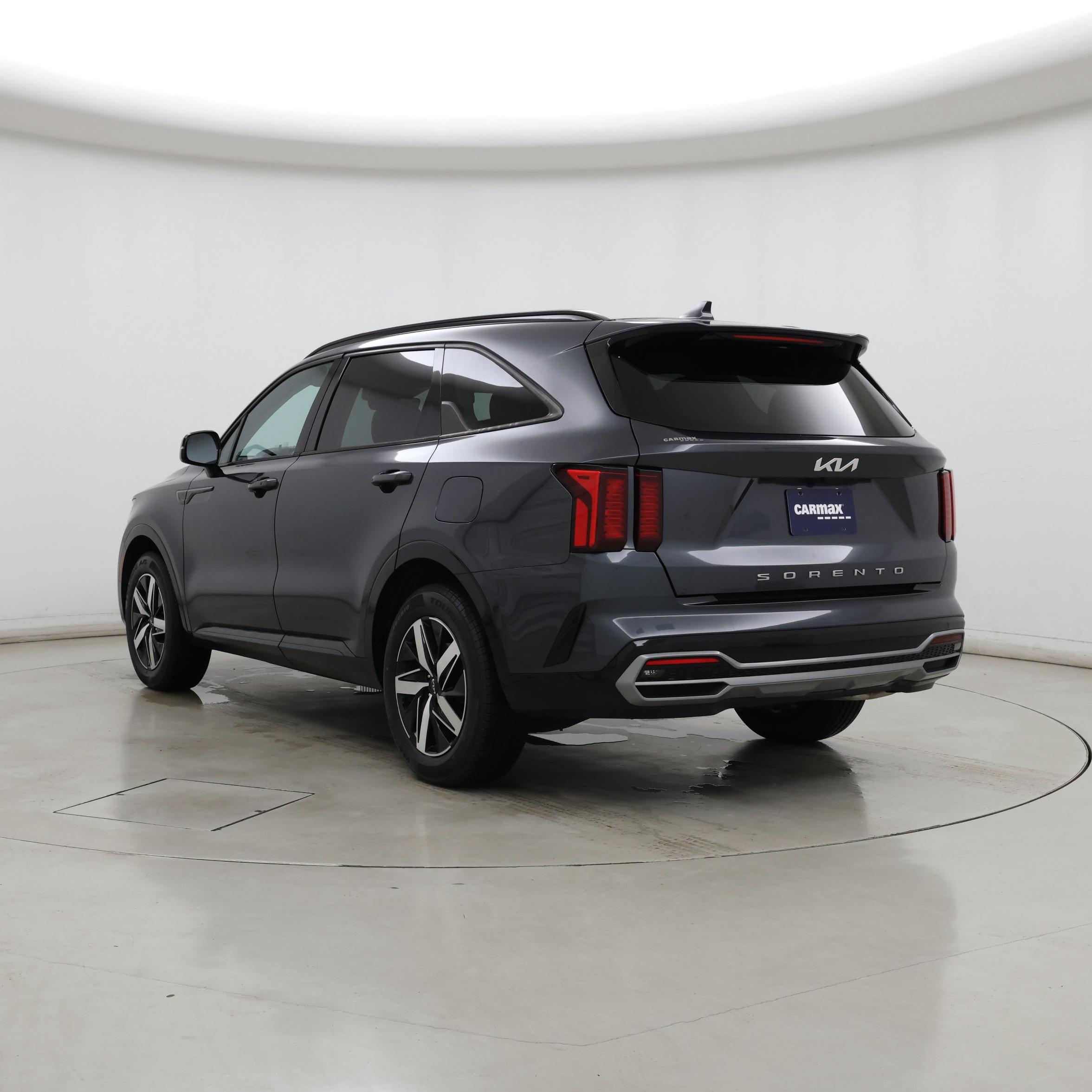 Thumbnail: 2022 Kia Sorento - 2