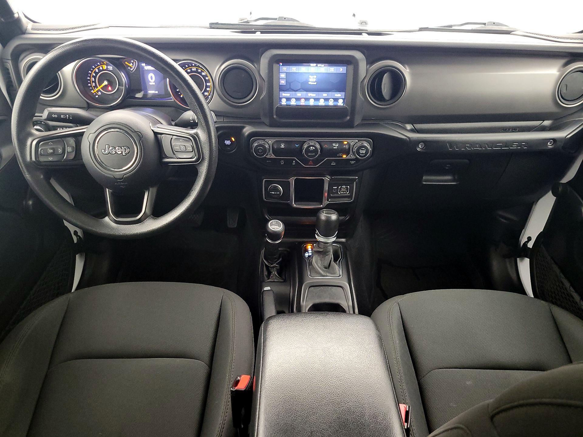 Thumbnail: 2022 Jeep Wrangler - 9