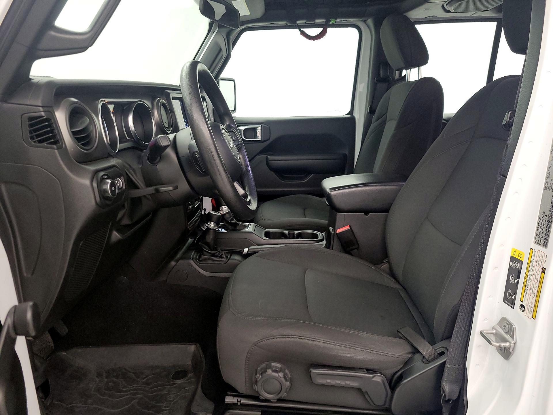 Thumbnail: 2022 Jeep Wrangler - 11