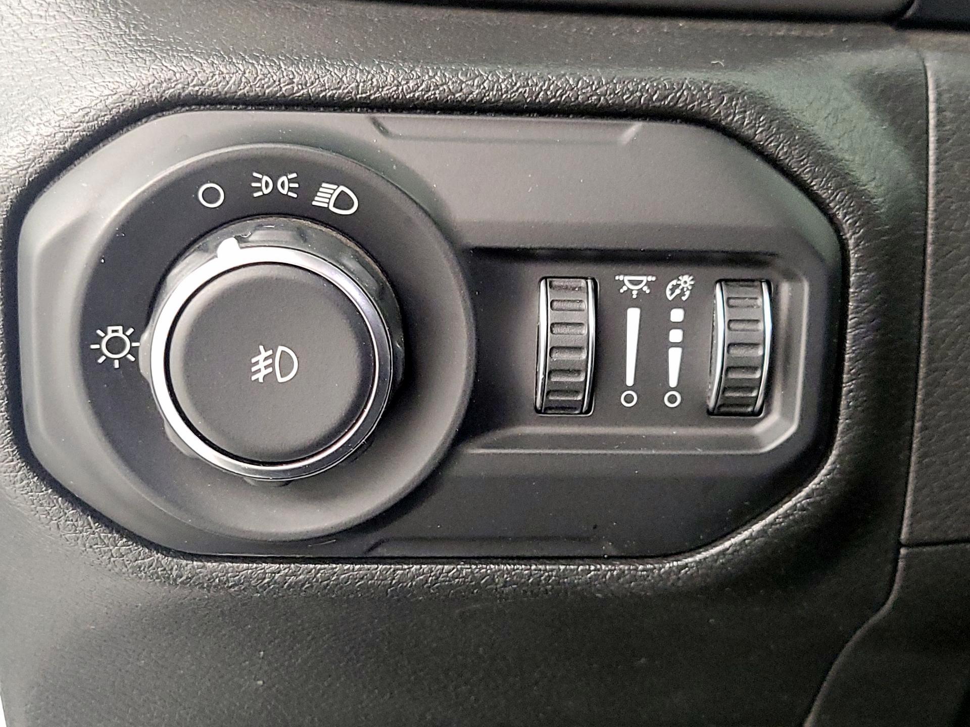 Thumbnail: 2022 Jeep Wrangler - 13