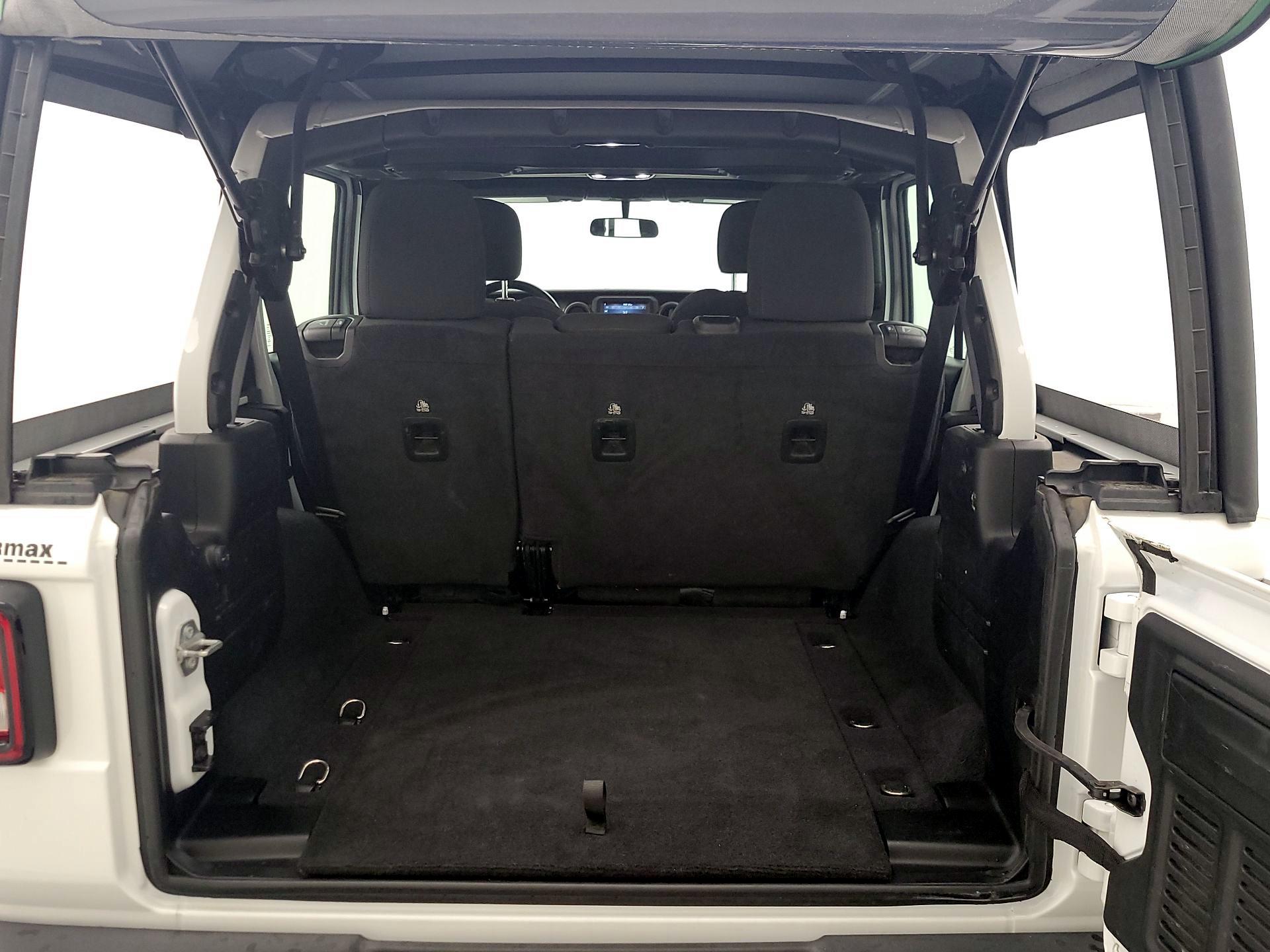 Thumbnail: 2022 Jeep Wrangler - 20