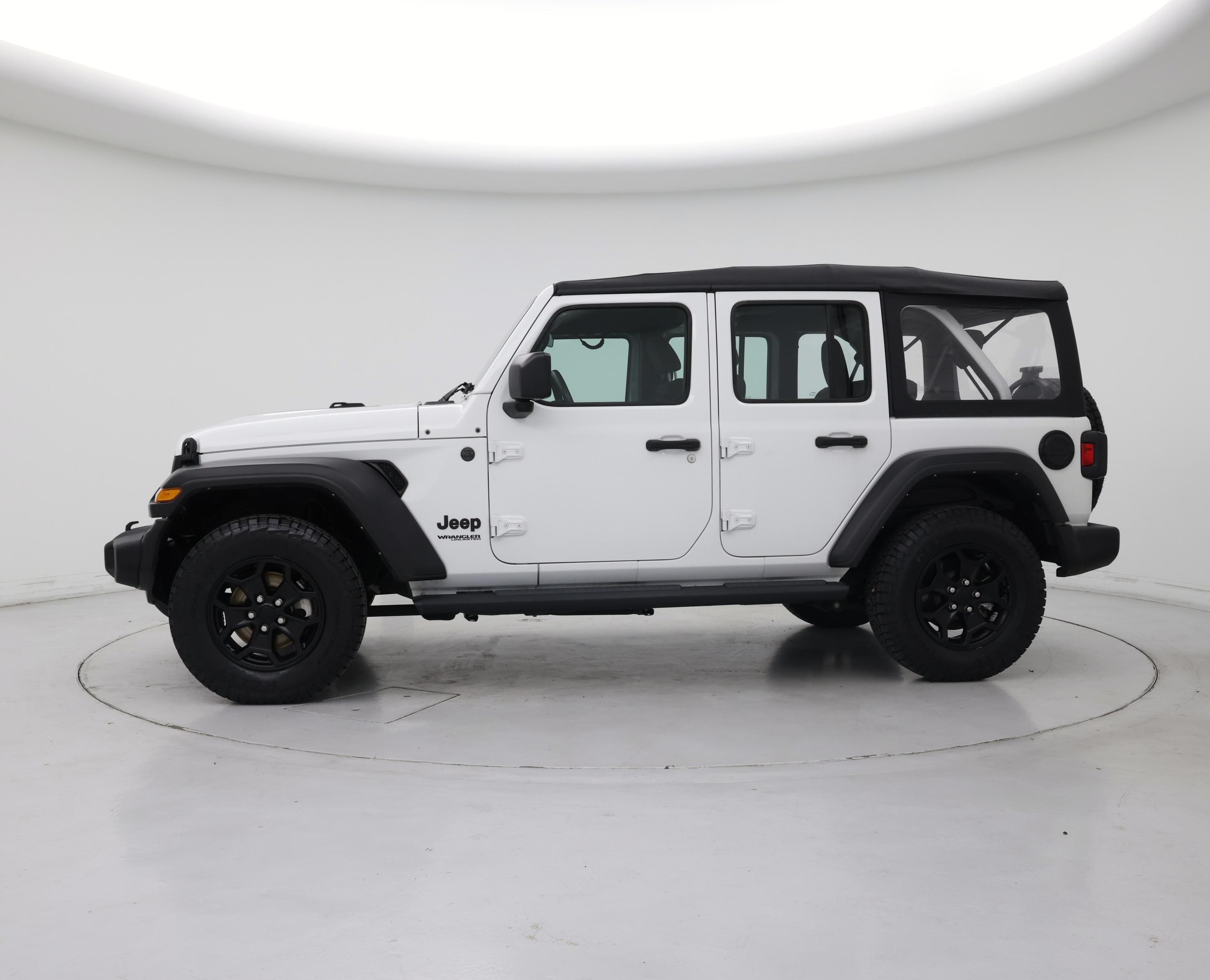 Thumbnail: 2022 Jeep Wrangler - 3