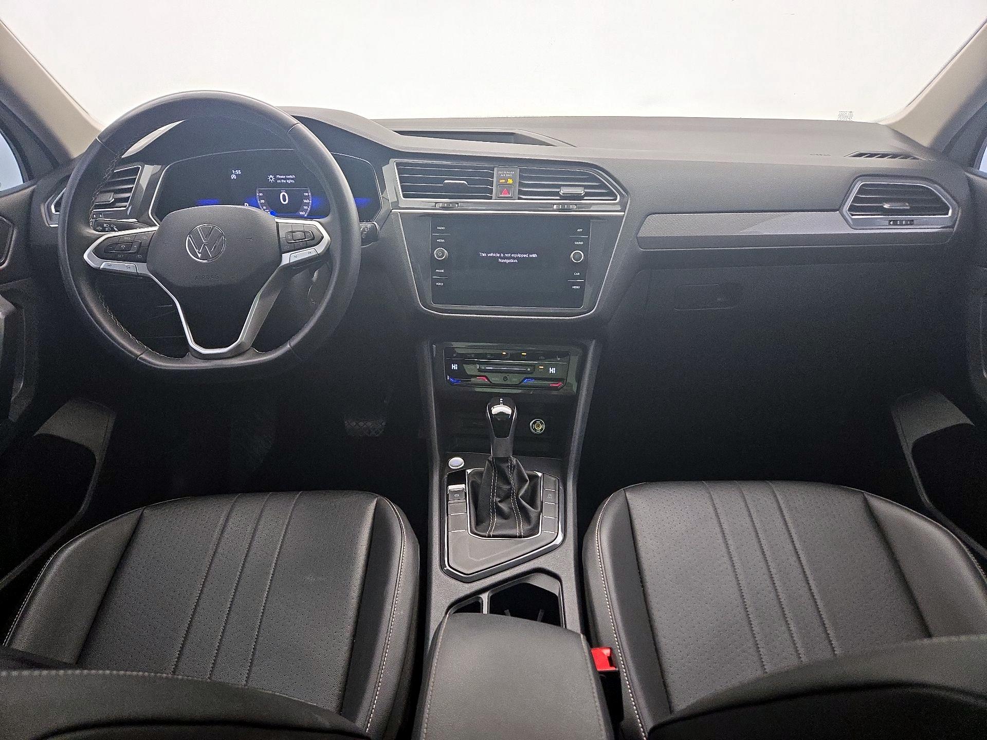 Thumbnail: 2022 Volkswagen Tiguan - 9