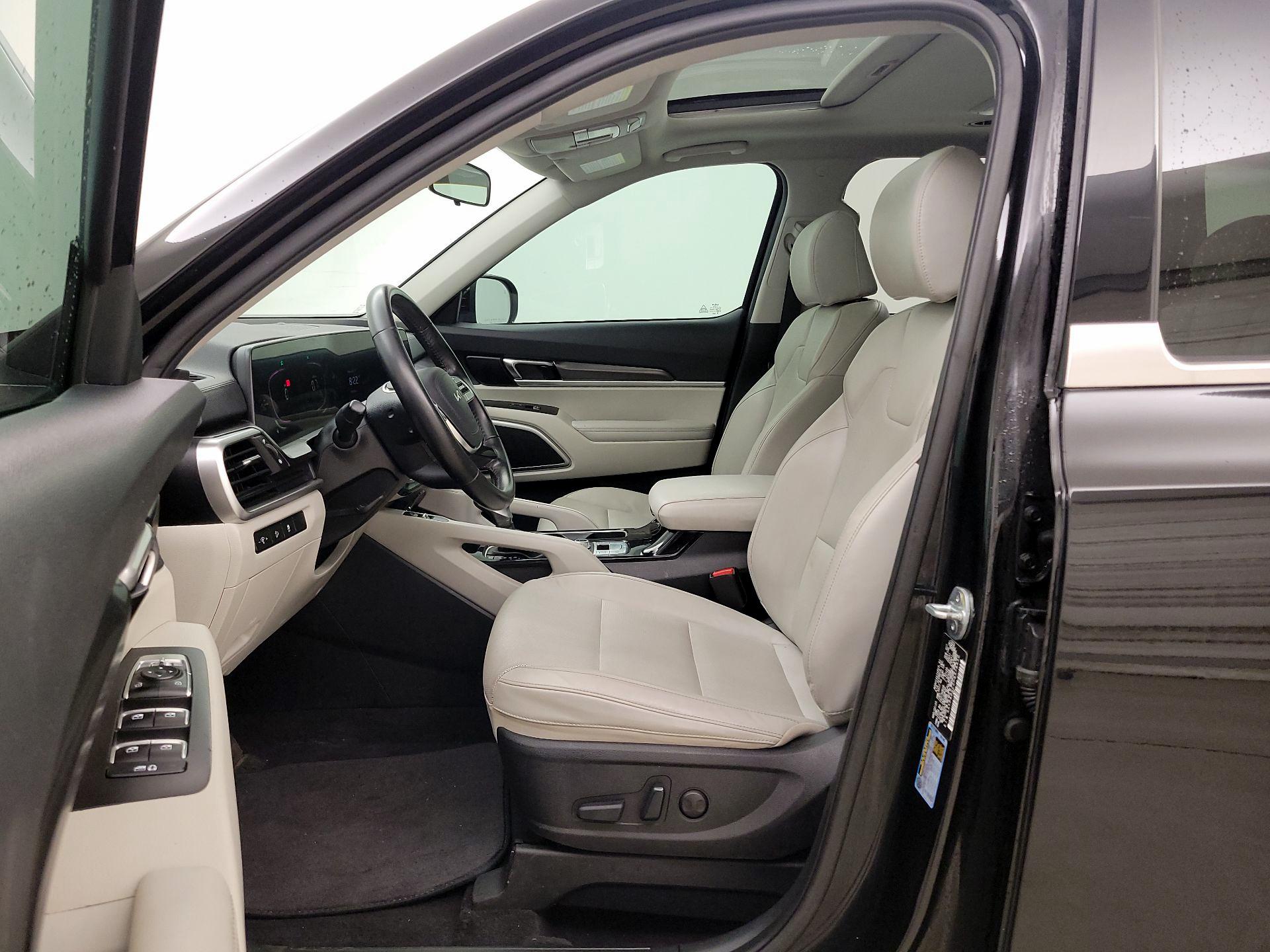 Thumbnail: 2023 Kia Telluride - 11