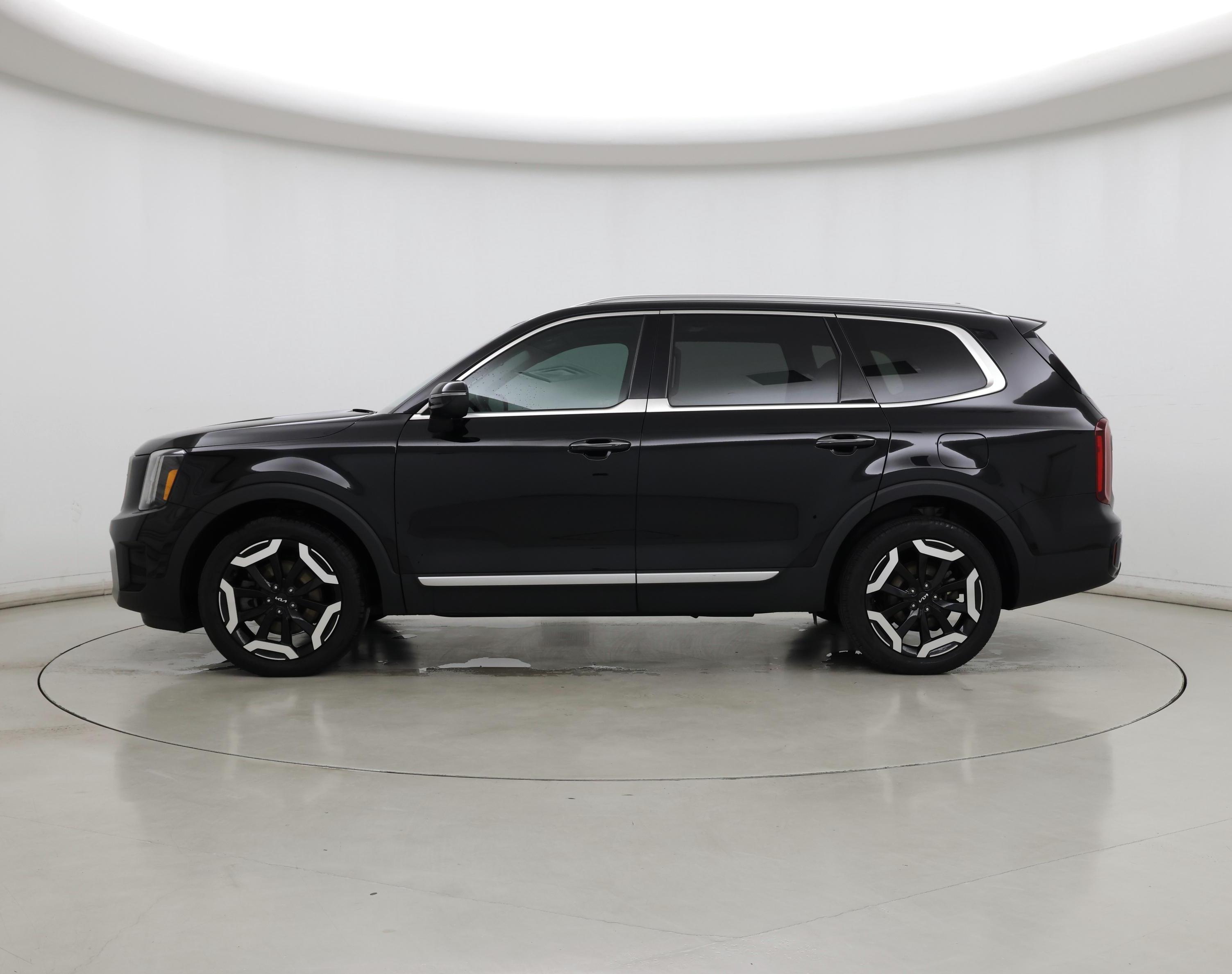 Thumbnail: 2023 Kia Telluride - 3
