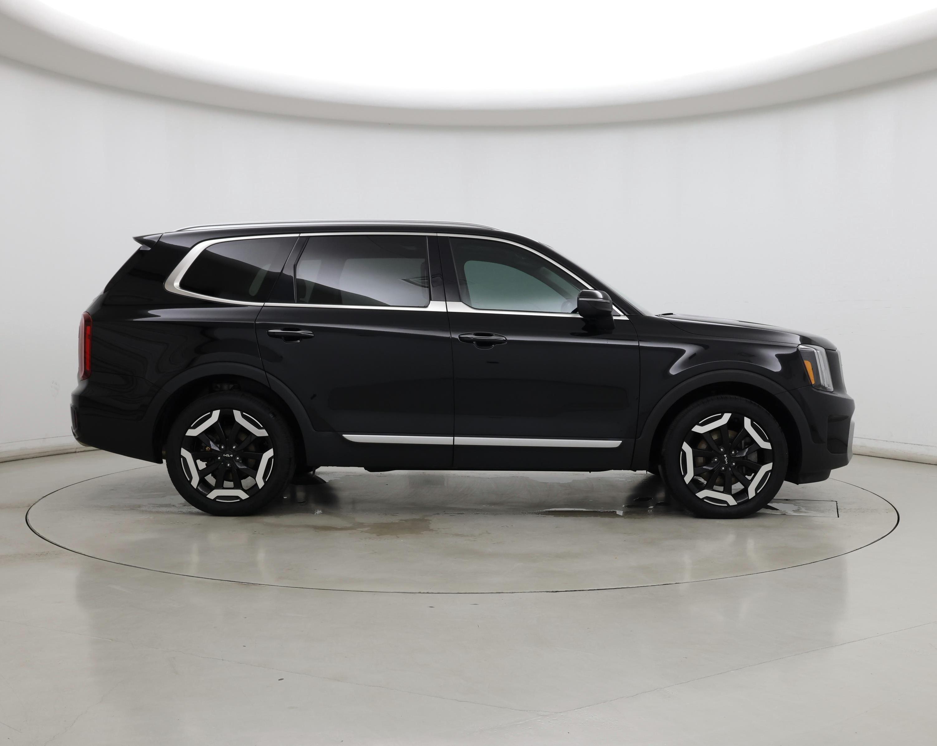 Thumbnail: 2023 Kia Telluride - 7
