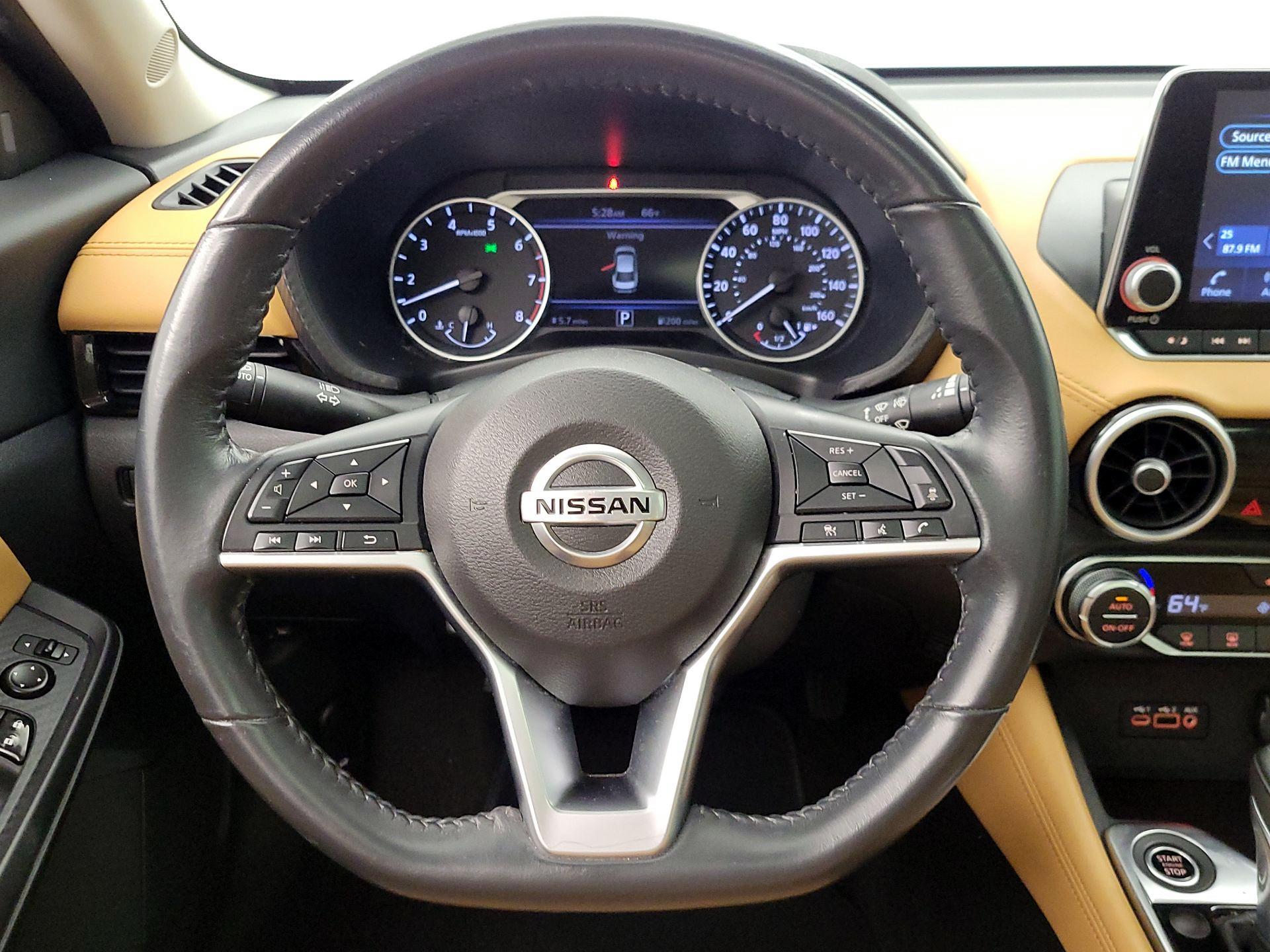Thumbnail: 2021 Nissan Sentra - 10
