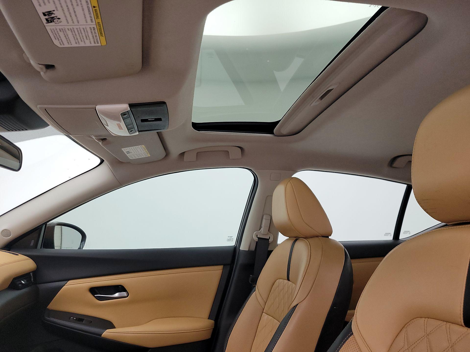 Thumbnail: 2021 Nissan Sentra - 19