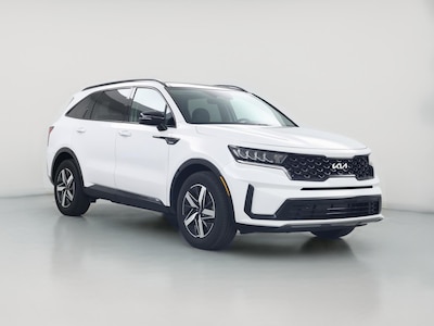 White 2023 Kia Sorento S