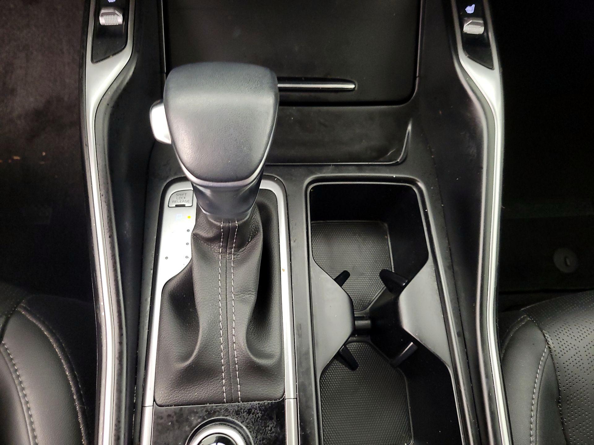 Thumbnail: 2023 Kia Sorento - 18