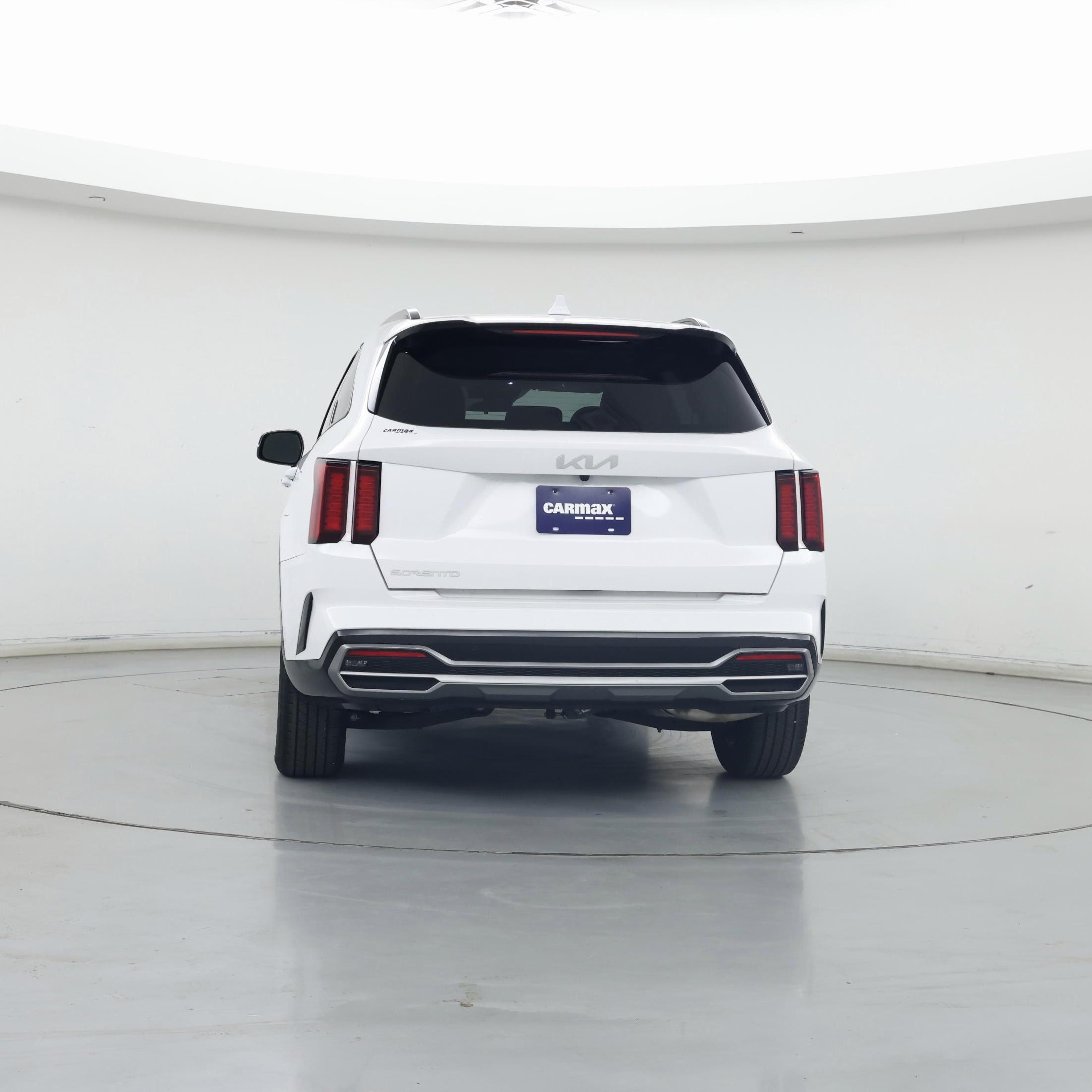 Thumbnail: 2023 Kia Sorento - 6